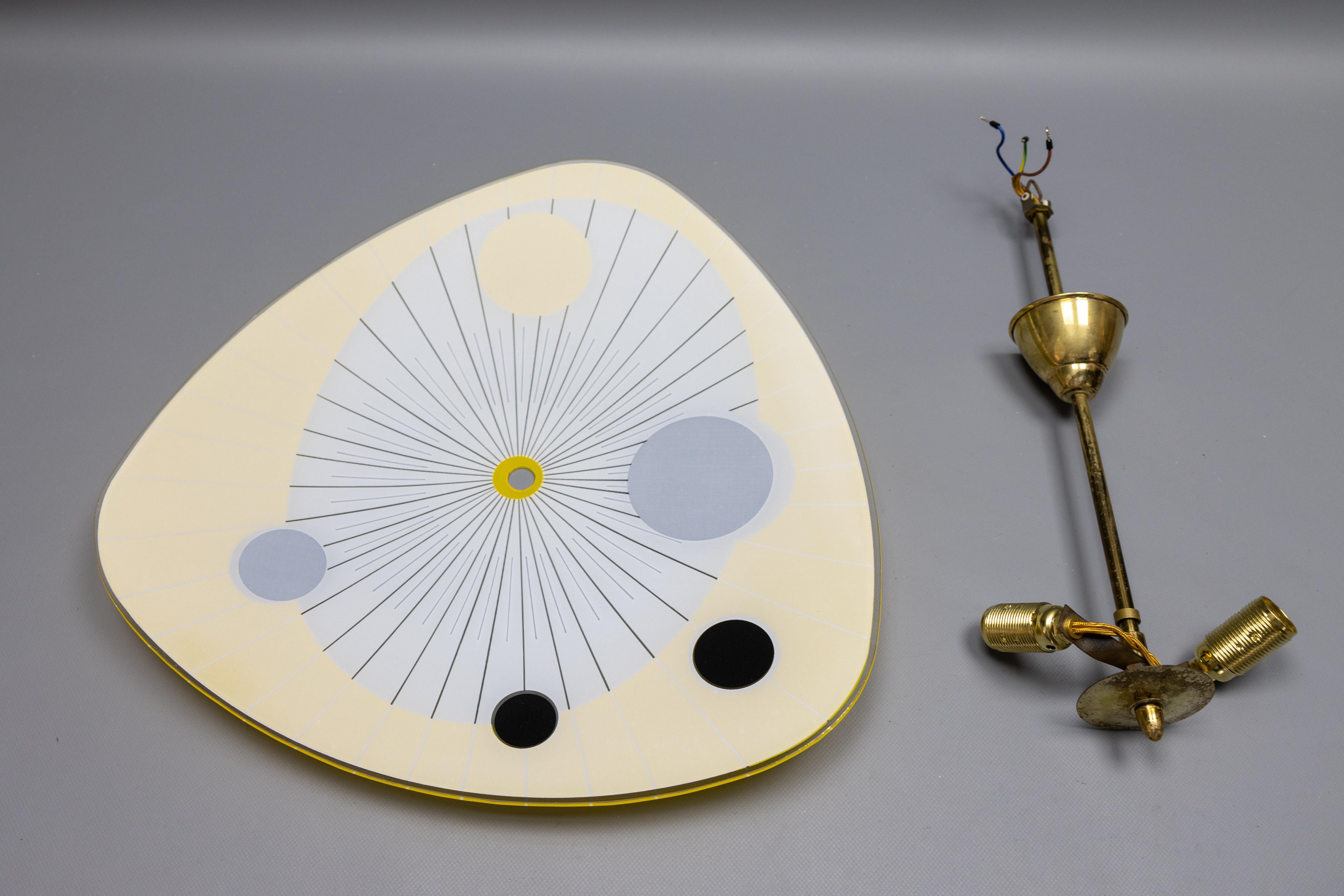 Mid-Century Modern Yellow, Black and White Glass and Brass Pendant Light, 1950s For Sale 13