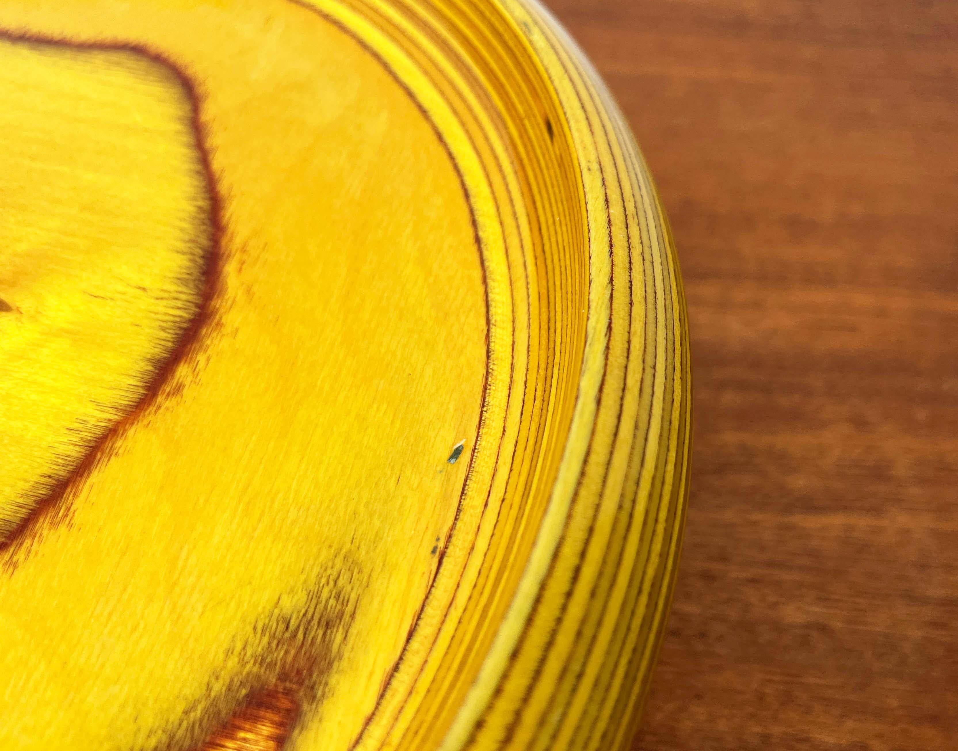 Ciotola con piedini gialli in Wood di Paavo Asikainen Finlandia 1960s in vendita 11