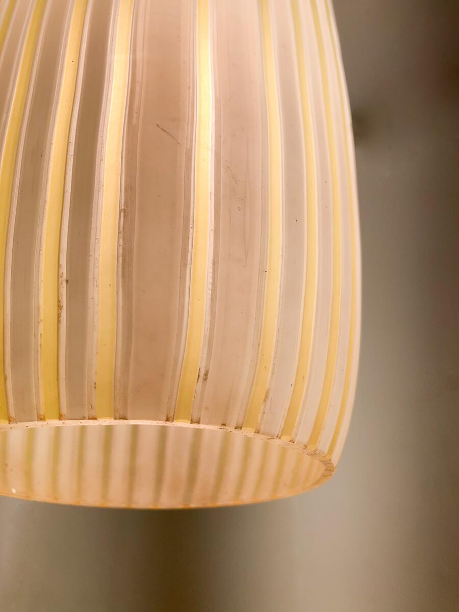 Mid-Century Modern Yellow Glass Suspension, Italy, 1960s For Sale 2