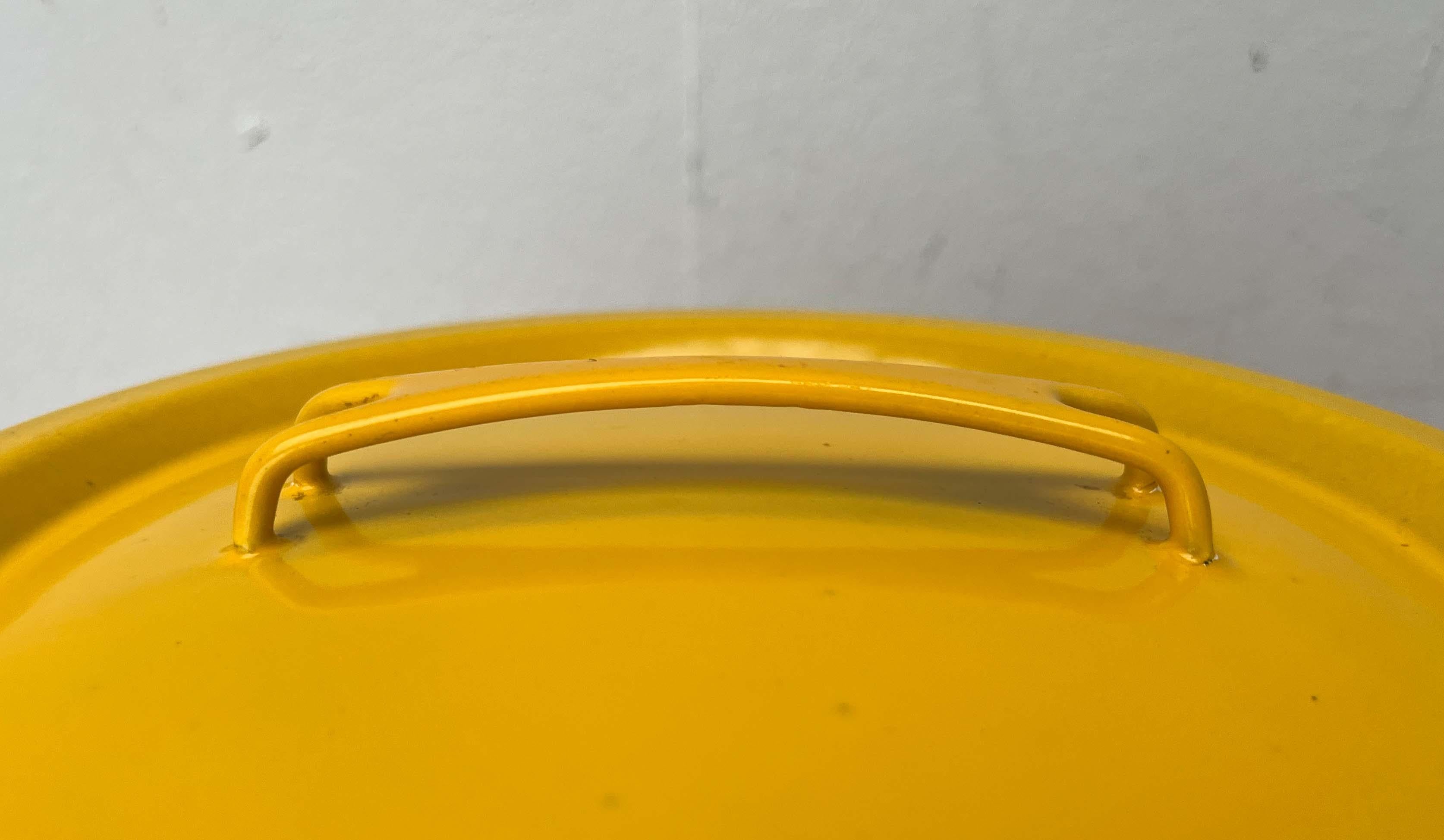 Mid-Century Modern Yellow Minimalist Enamel Pot Seppo Mallat Finel Finland 1960s For Sale 6