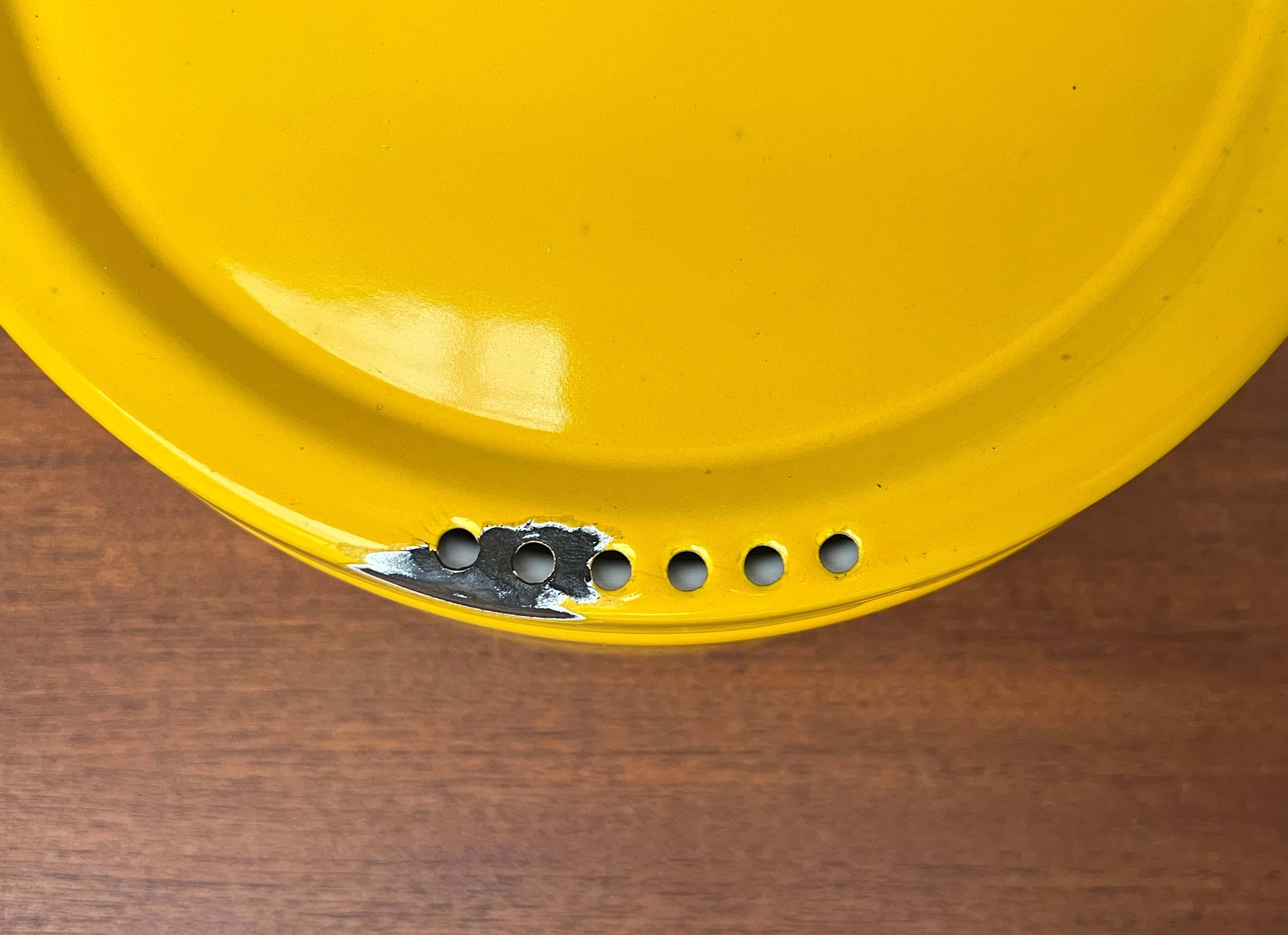 Mid-Century Modern Yellow Minimalist Enamel Pot Seppo Mallat Finel Finland 1960s For Sale 8