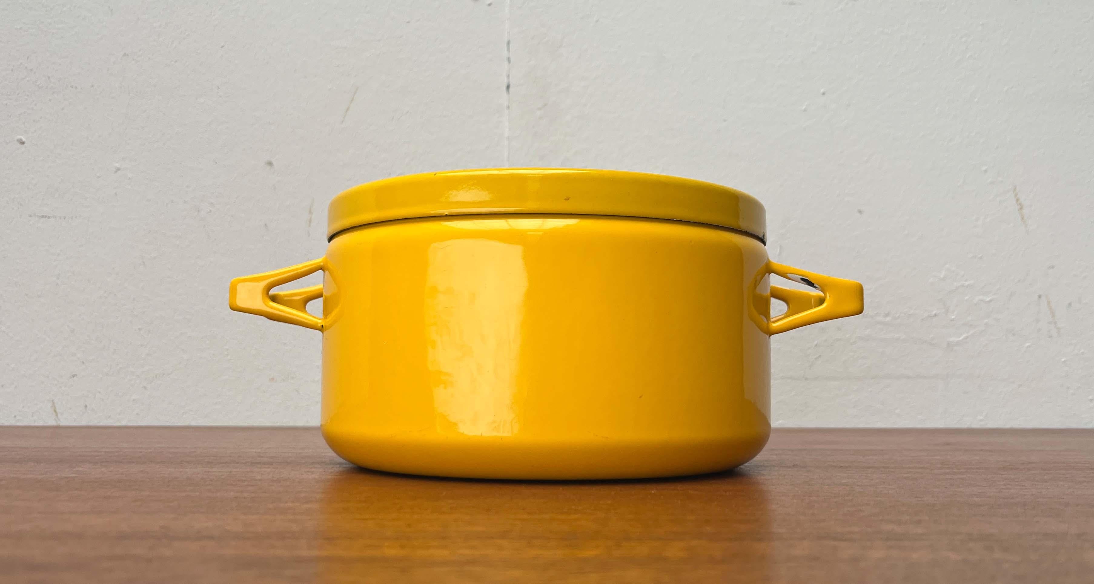 Mid-Century Modern Yellow Minimalist Enamel Pot by Seppo Mallat for Finel, Finland, 1960s