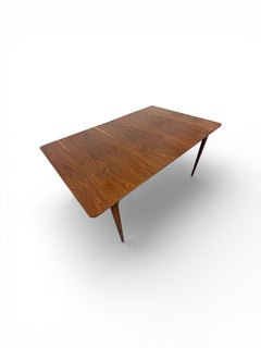 Mid-Century Modern Young Manufacturing Walnut Dining Table