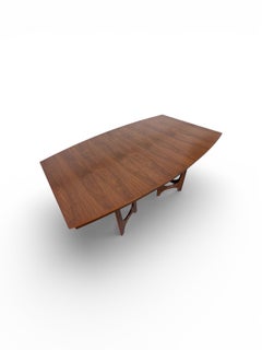 Mid-Century Modern Young Manufacturing Walnut Dining Table