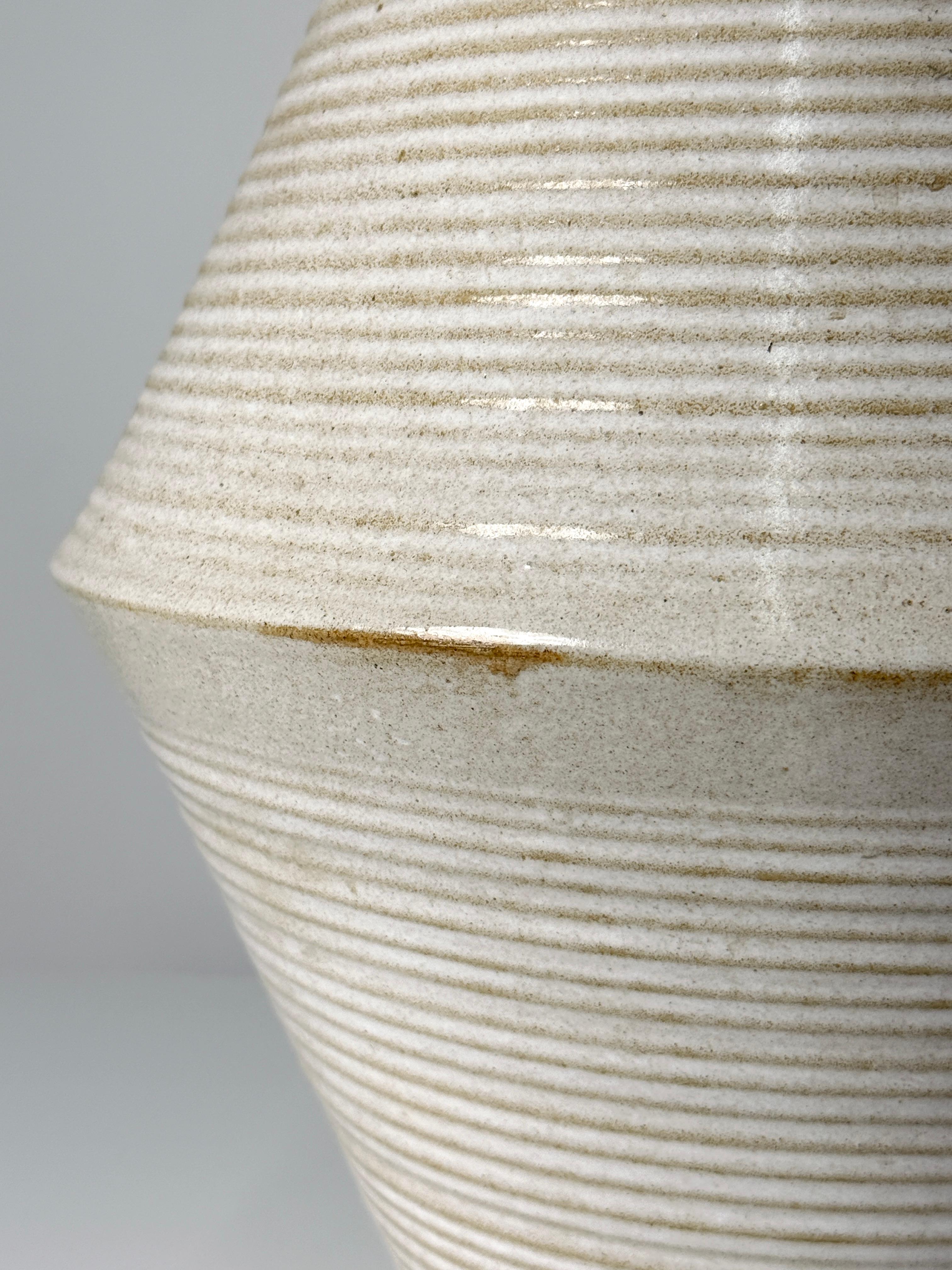 Mid-20th Century Mid Century Modern Zanesville Architectural Pottery Diamond Planter Vase 1970s For Sale