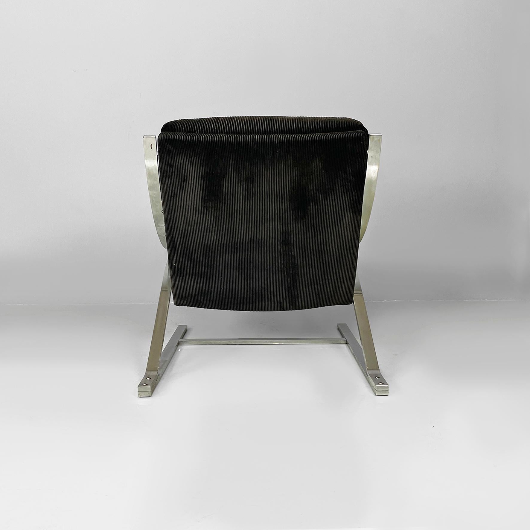 Late 20th Century Mid-century modern Zeta armchairs by Tuttle for Strassle International, 1970s For Sale