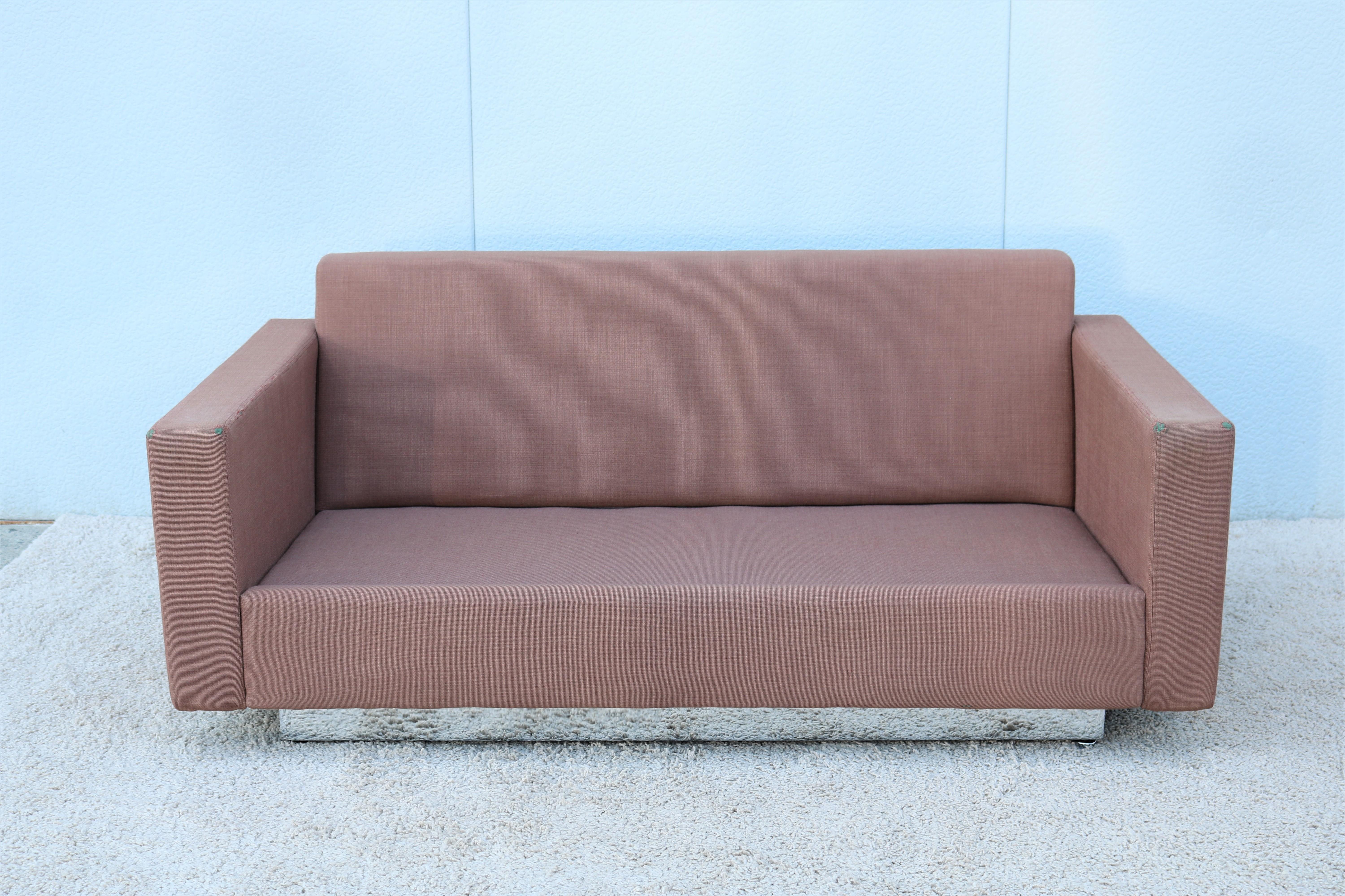 Mid-Century Modernism Vintage Milo Baughman Style Brown Fabric Two Seat Settee For Sale 2