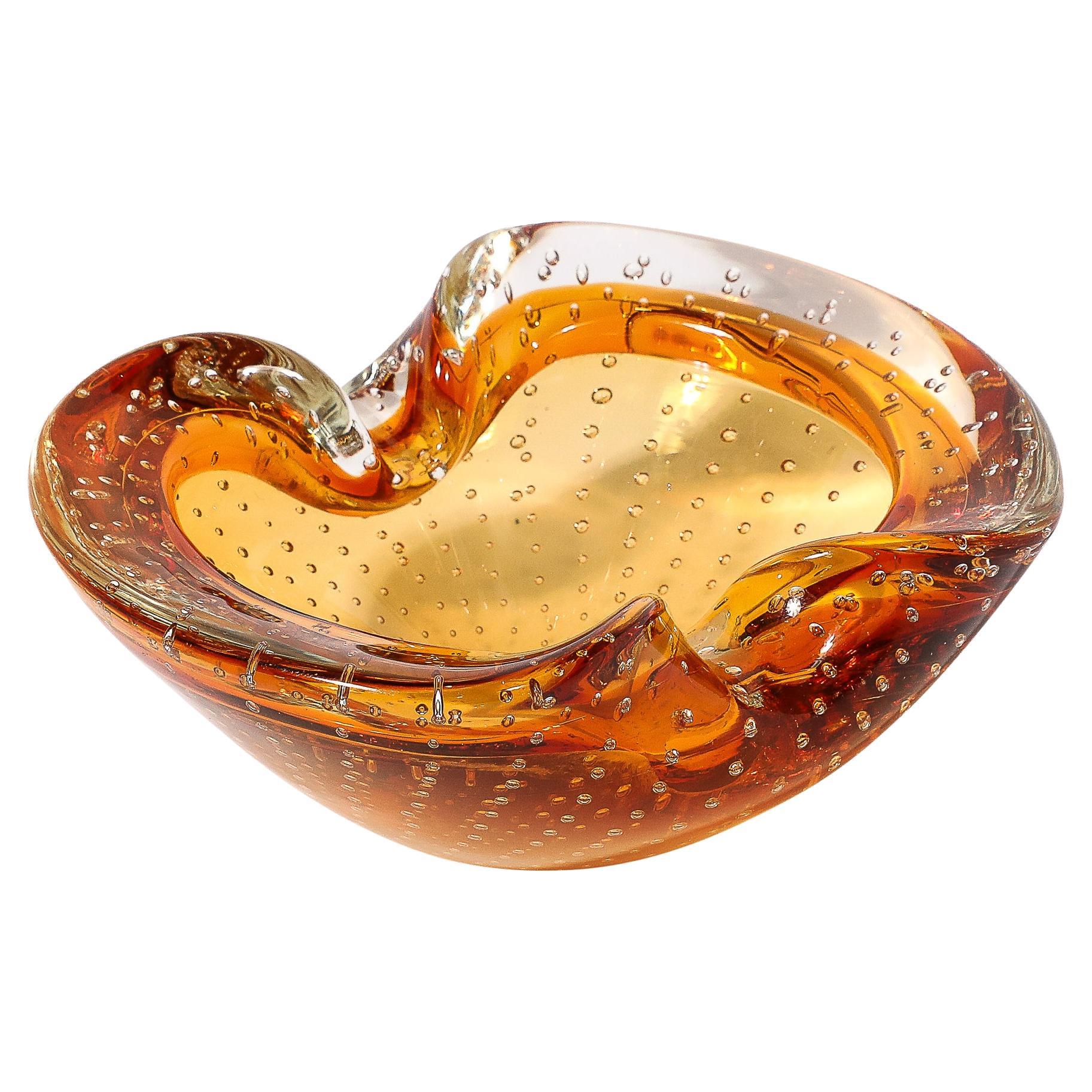 Mid-Century Modernist Amber Hand-Blown Murano Glass Dish w/ Bullicante Detailing For Sale