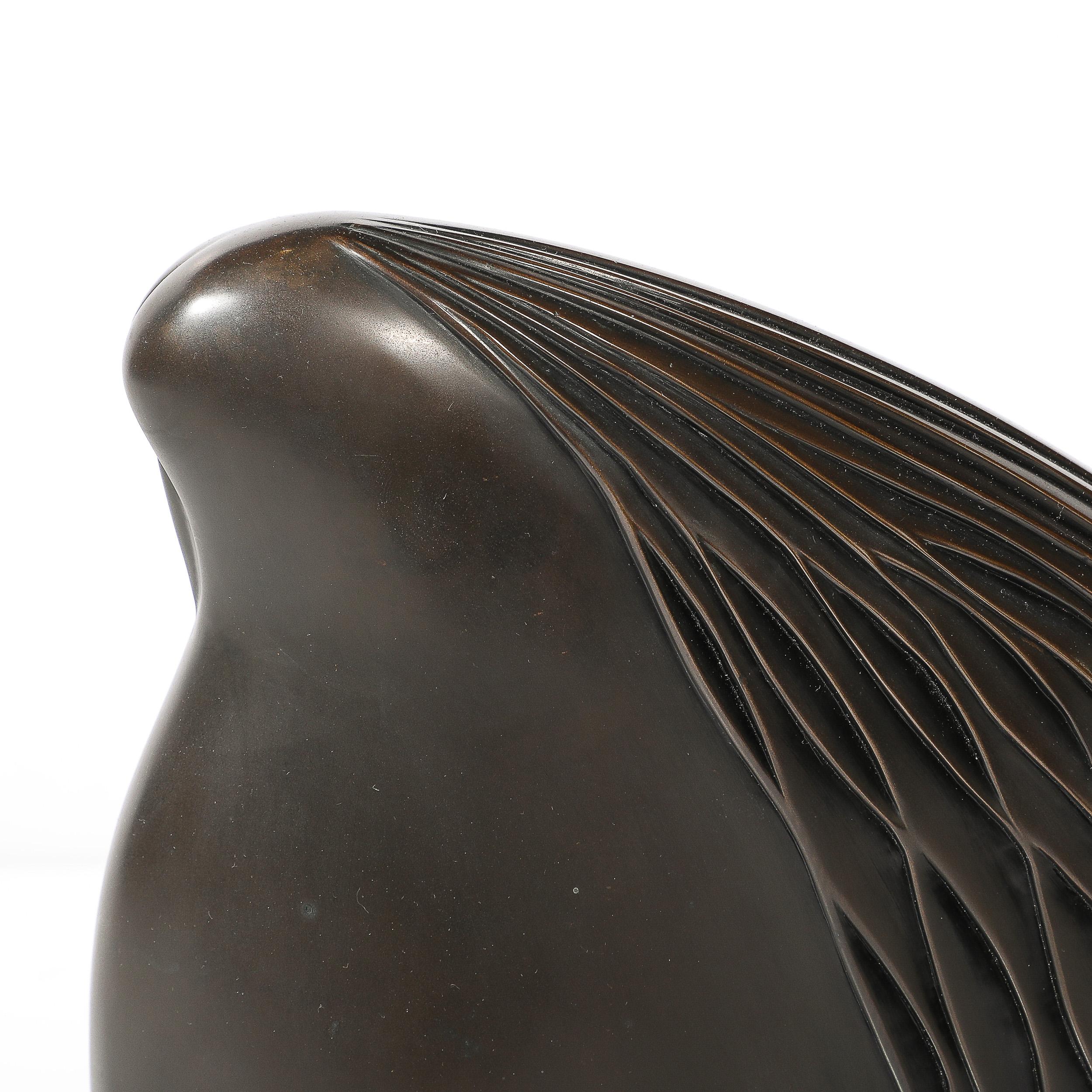 Mid-Century moderno Scultura in bronzo con increspatura amorfa modernista di metà secolo firmata V.R. 3/3 in vendita