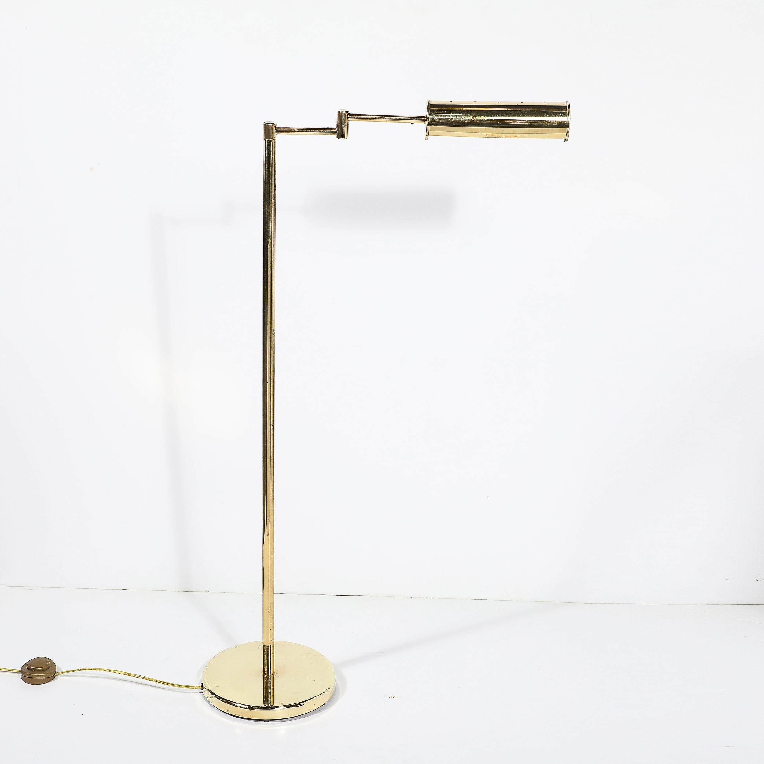 Lampadaire articulé en laiton moderniste du milieu du siècle dernier signé Walter Von Nessen Excellent état - En vente à New York, NY