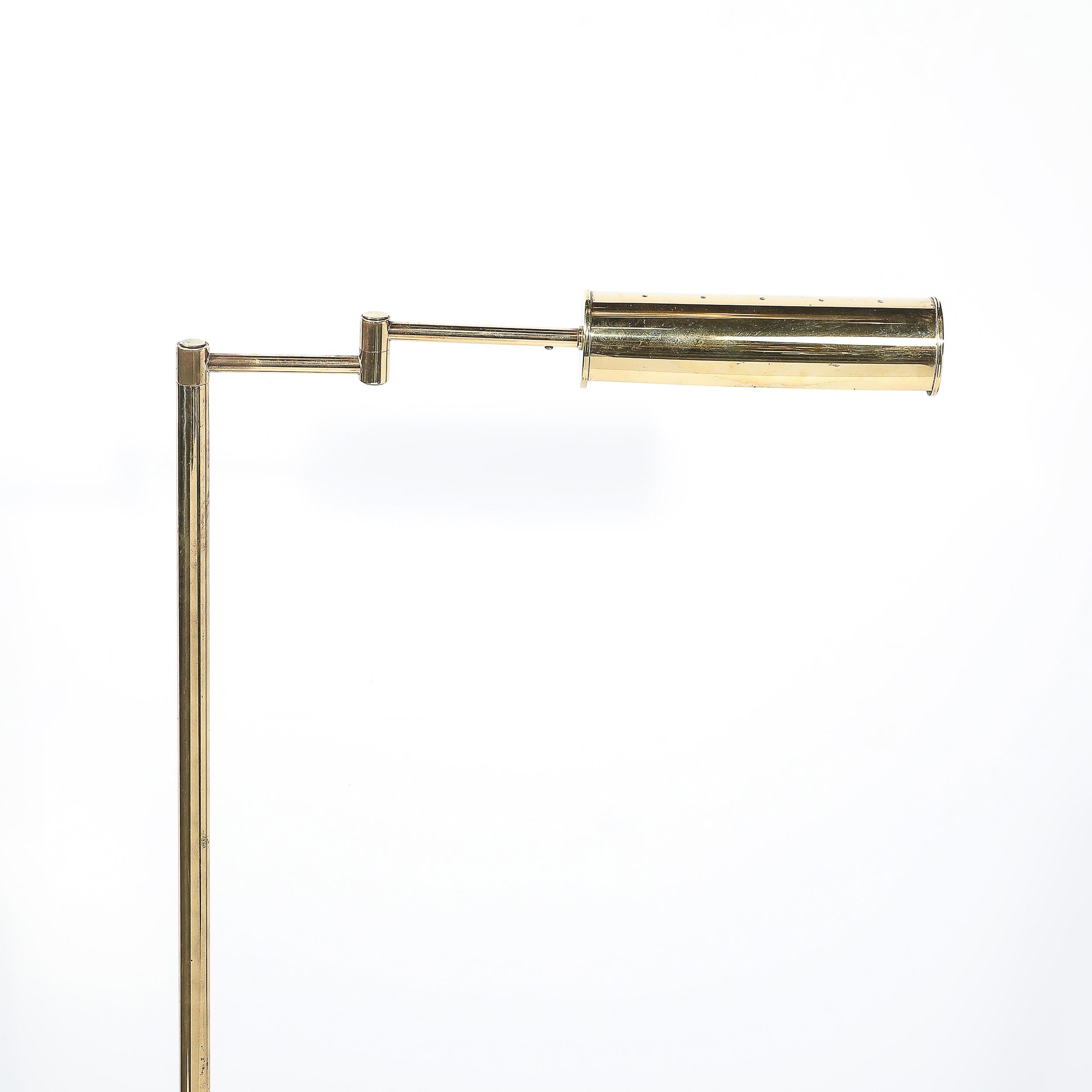 Fin du 20e siècle Lampadaire articulé en laiton moderniste du milieu du siècle dernier signé Walter Von Nessen en vente