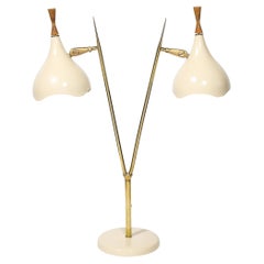Mid-Century Modernist Articulating Table Lamp in Cream Enamel, Brass and Walnut
