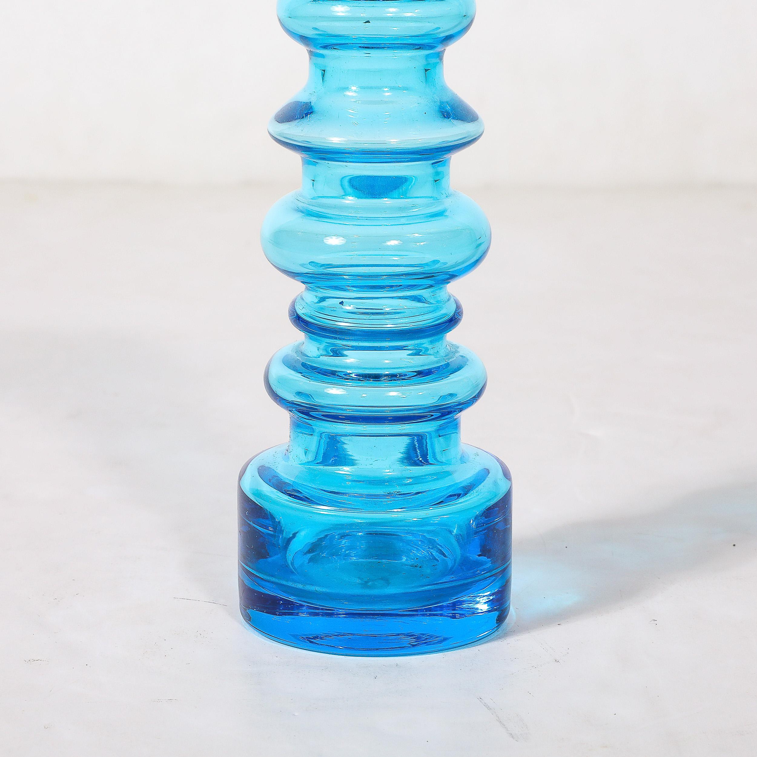 Mid-Century Modernist Balustrade Form Hand-Blown Blue Glass Vase by Oiva Toikka In Excellent Condition For Sale In New York, NY