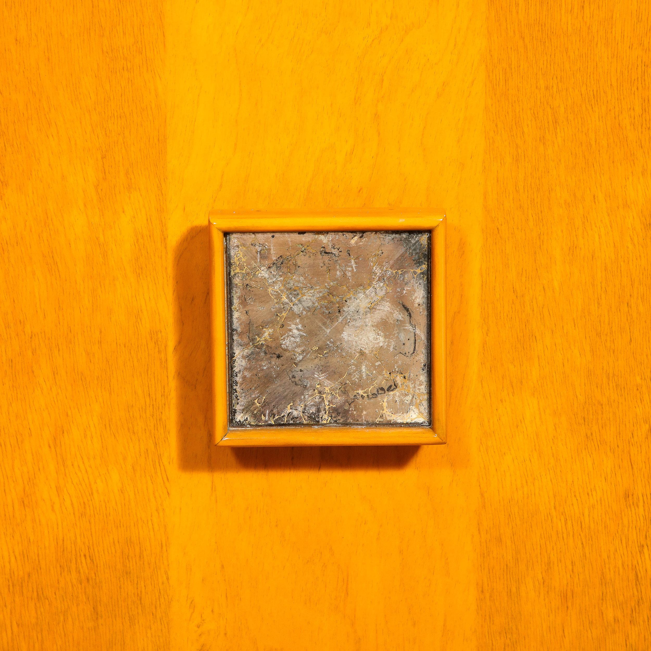 Mueble Bar Modernista de Mediados de Siglo en Nogal a Juego con Tiradores de Cristal Insertados en venta 3