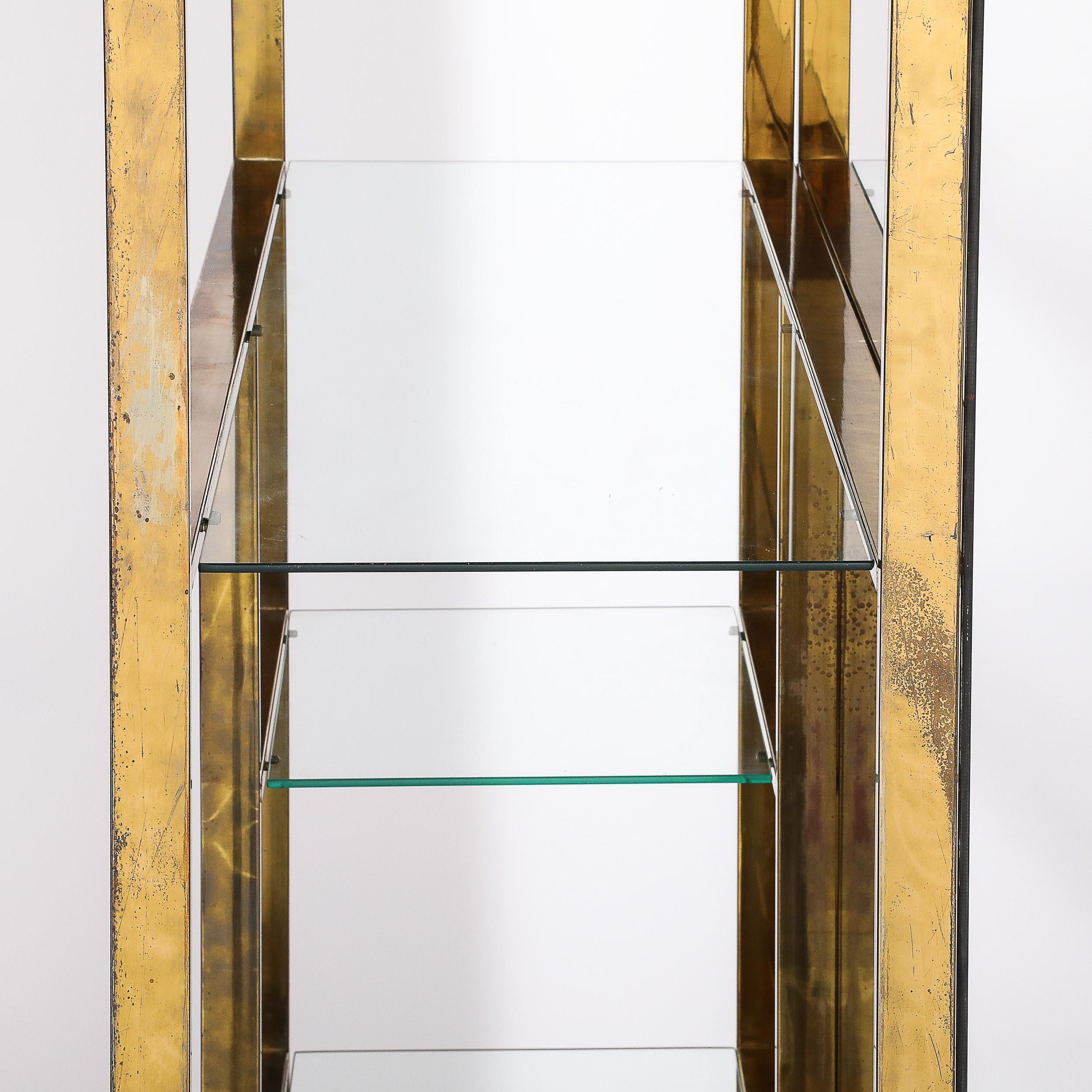 Étagère modernista di metà secolo in ottone, vetro e specchio bronzato di Milo Baughman in vendita 3