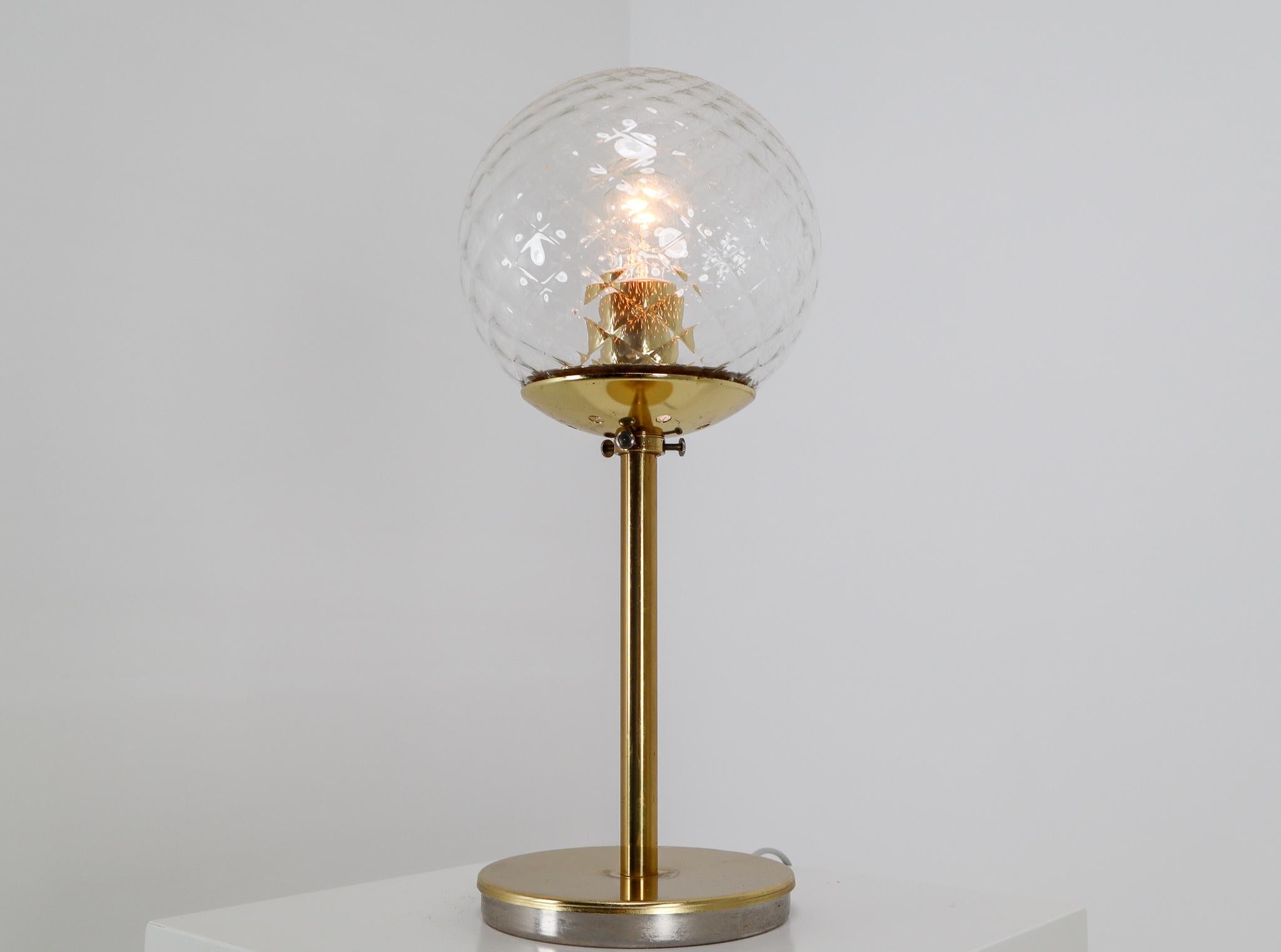 Modernistische Messing-Tischlampen mit Strukturglas:: 1970er Jahre im Angebot 2