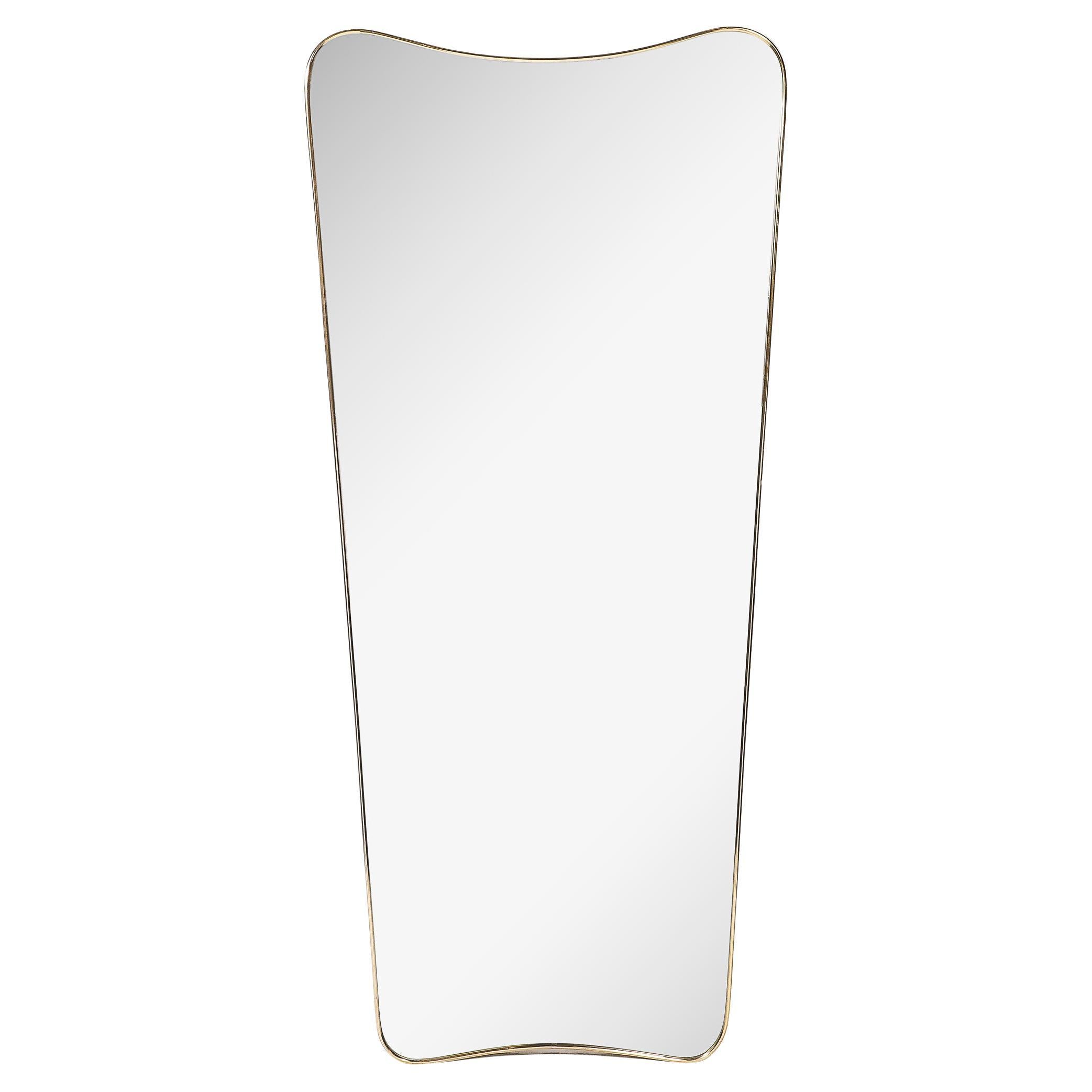 Mid-Century Modernist Messing Wrapped Spiegel w / Curvilinear Tapered Form im Angebot