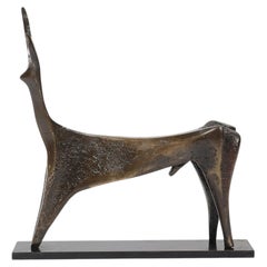 Bronzeskulptur eines Hirsches im Stil der Mid-Century-Modern, signiert von Aharon Bezalel