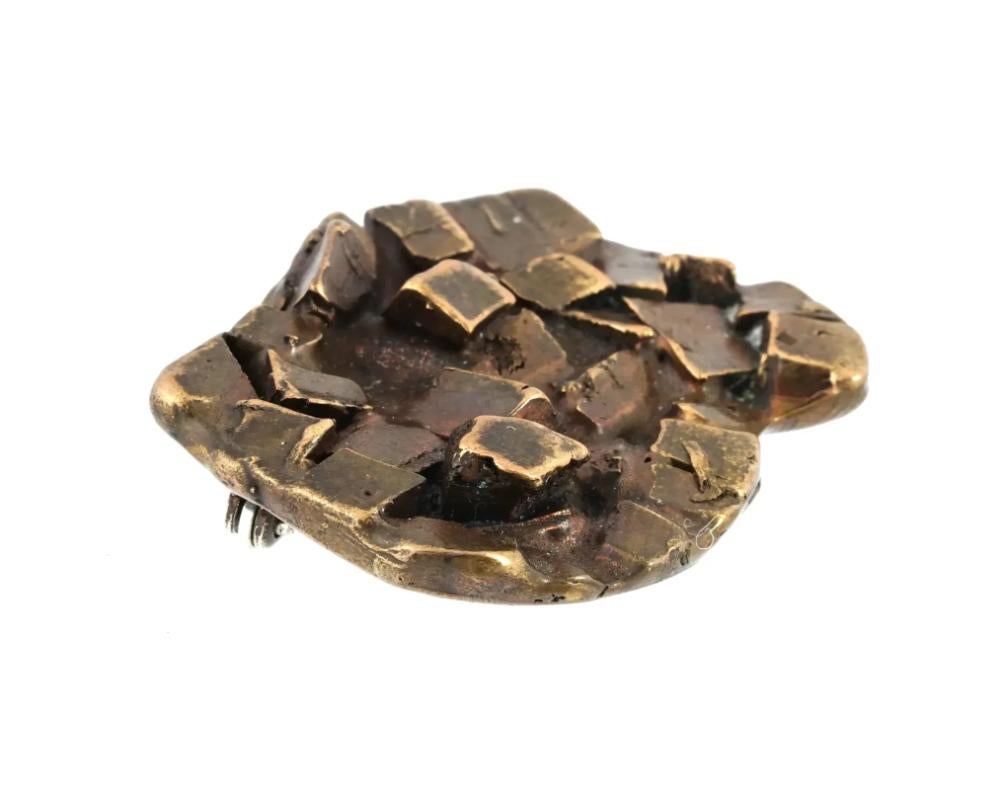 Mid Century Modernist Cast Bronze Brooch Signed In Good Condition For Sale In New York, NY
