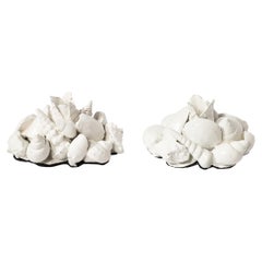 Bougeoirs en céramique de style moderniste du milieu du siècle en forme de coquillage