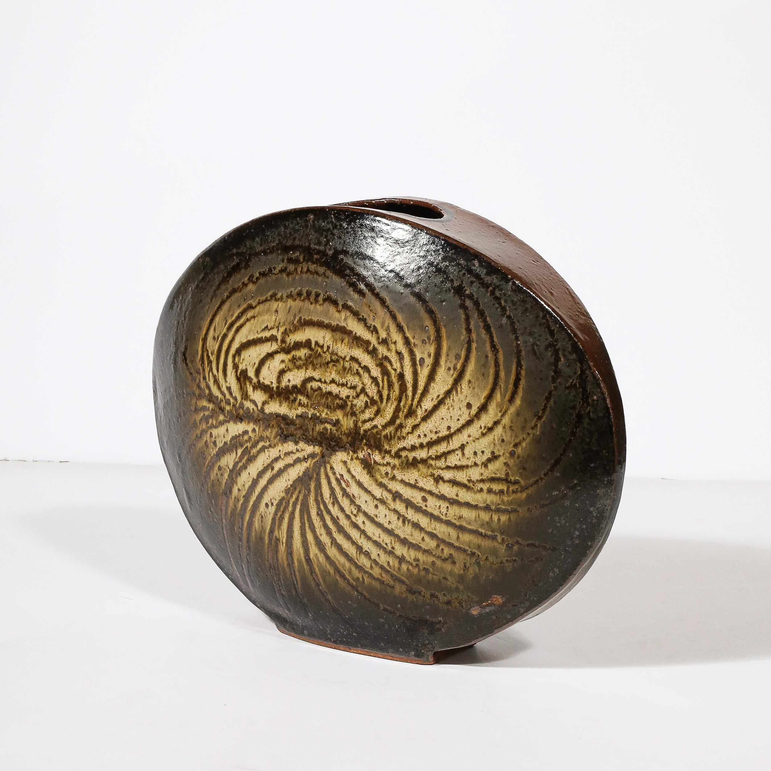 Mid-Century Modernist Ceramic Striated Burnt Umber Vase by Aleph Hammer For Sale 3