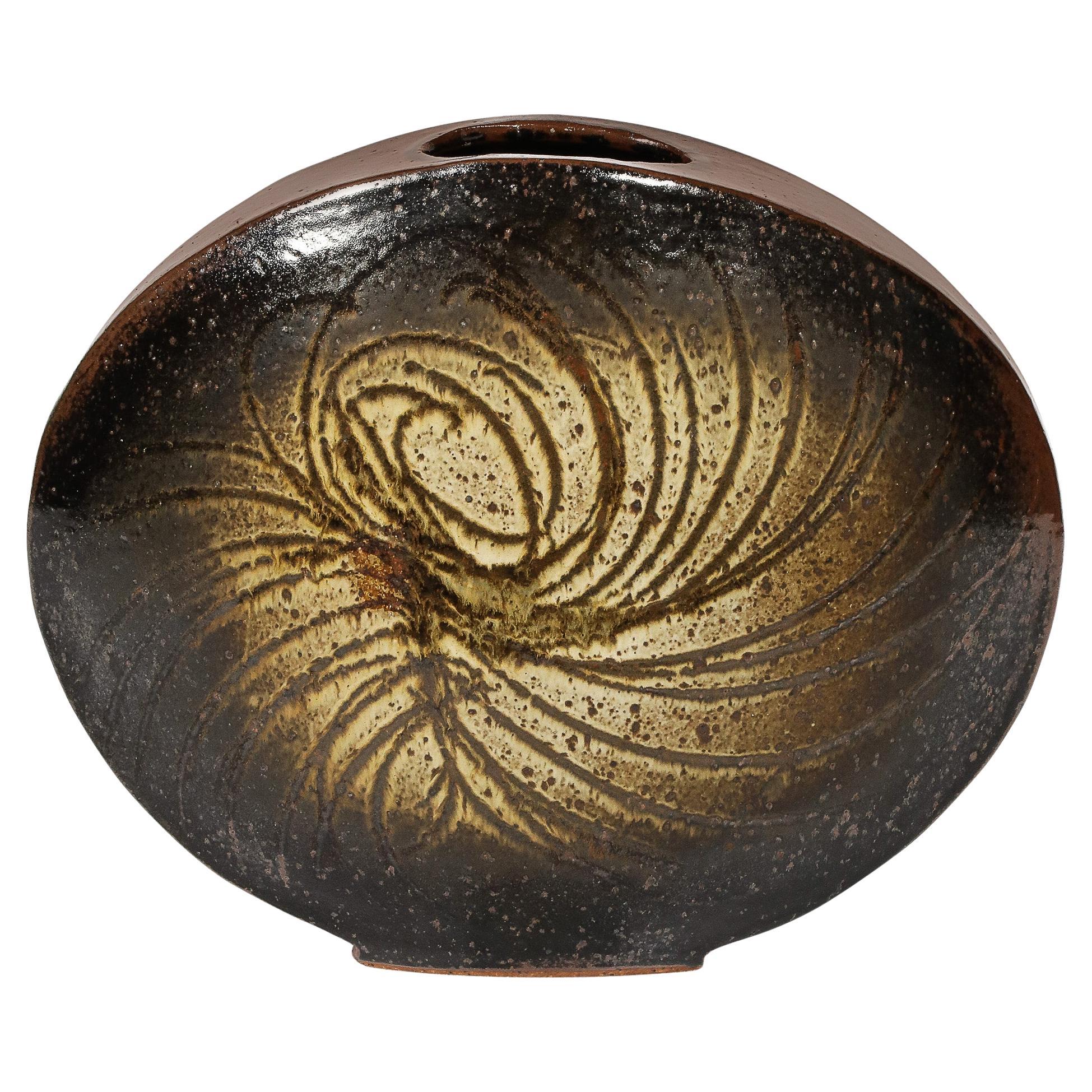 Mid-Century Modernist Ceramic Striated Burnt Umber Vase by Aleph Hammer For Sale
