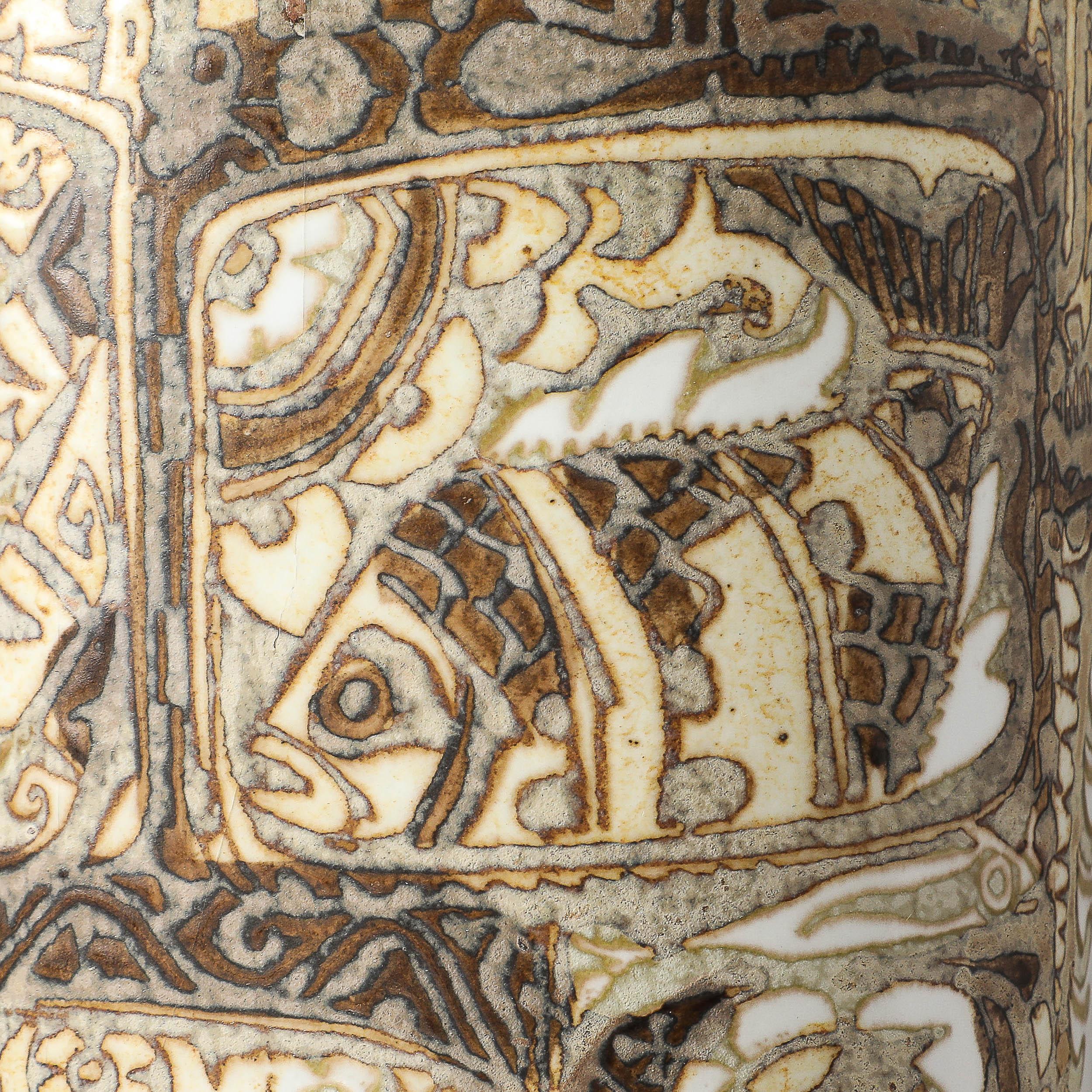 Vaso in ceramica modernista di metà secolo di Johanne Gerber per Royal Copenhagen in vendita 7