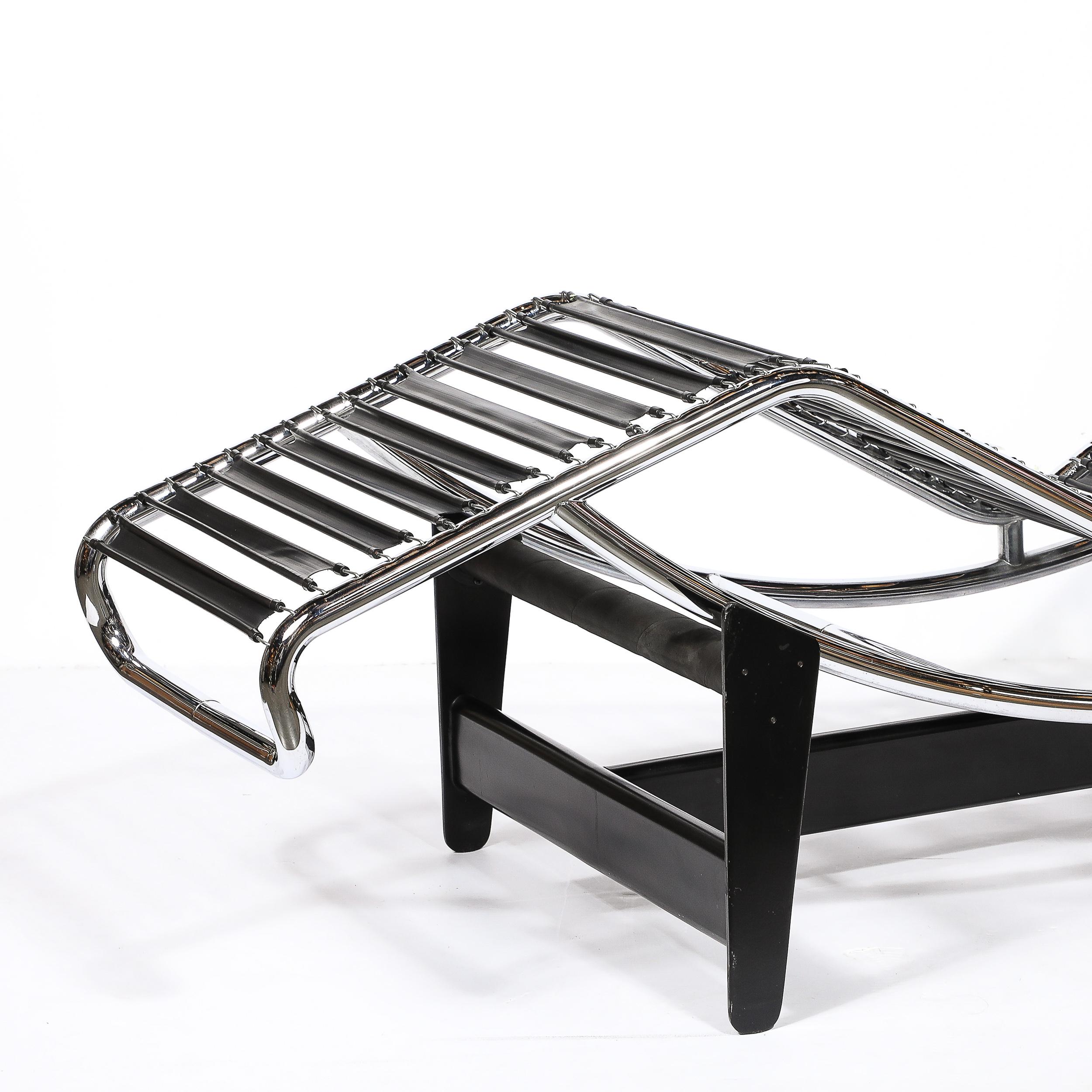 Chaise longue moderniste du milieu du siècle dernier modèle LC/4 5559 de LeCorbusier pour Cassina en vente 8