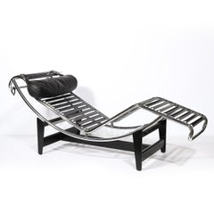 Mid-Century Modernist Chaise Lounge Model LC/4 5559 by LeCorbusier for Cassina