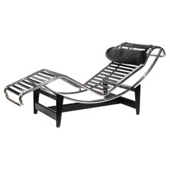 Mid-Century Modernist Chaise Lounge Model LC/4 5559 by LeCorbusier for Cassina