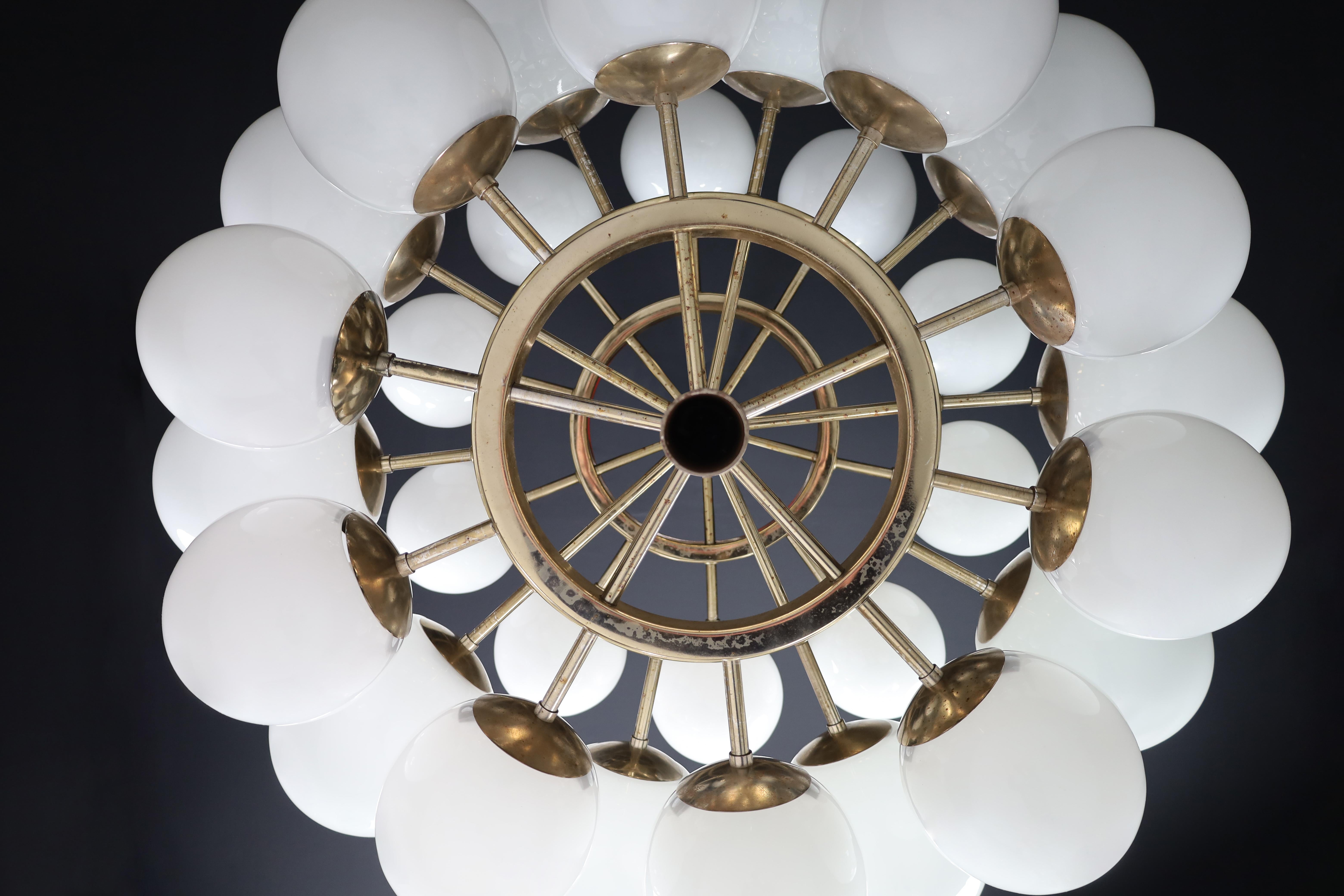 Mid-Century Modernist Chandelier with 30 Handblown Opaline Glass Globes For Sale 12