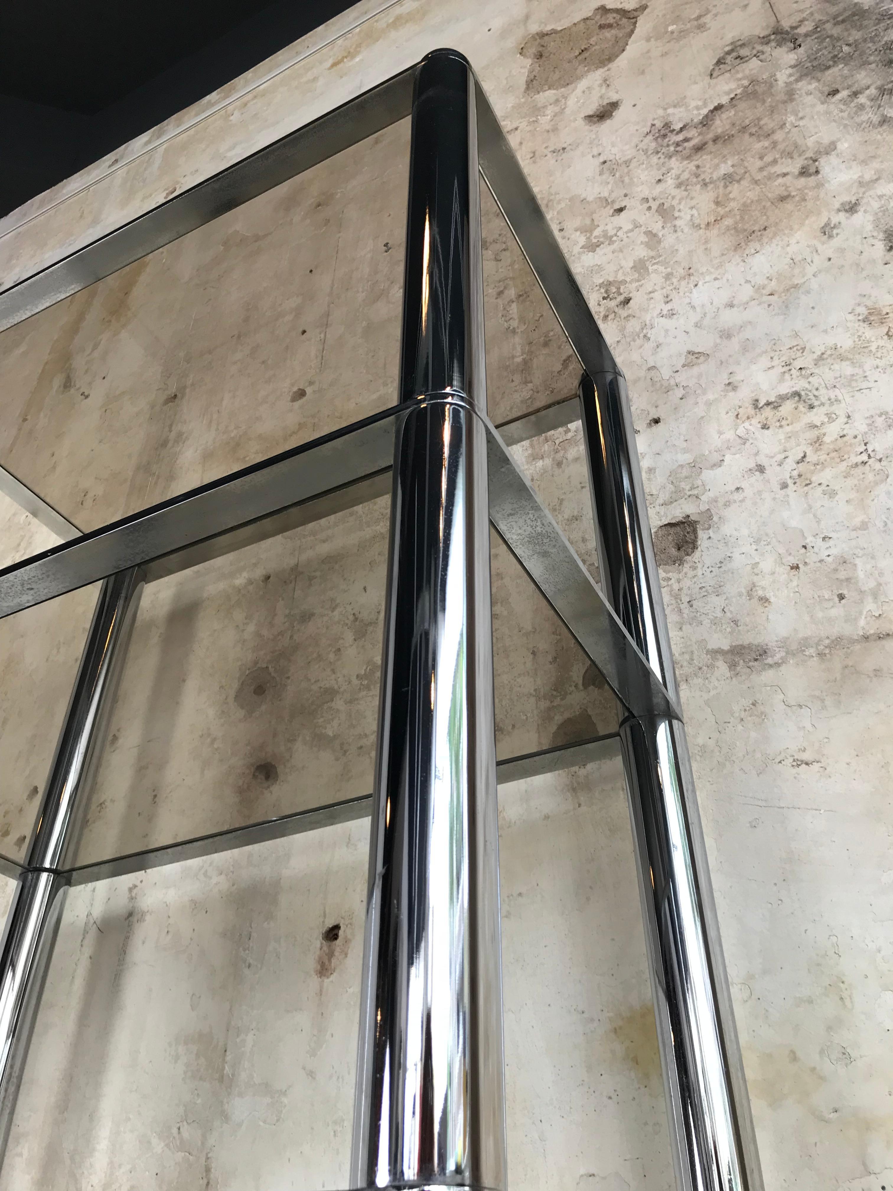 Late 20th Century Mid-Century Modernist Chrome Tubular Étagère with Smoked Glass Shelves, 1970s For Sale