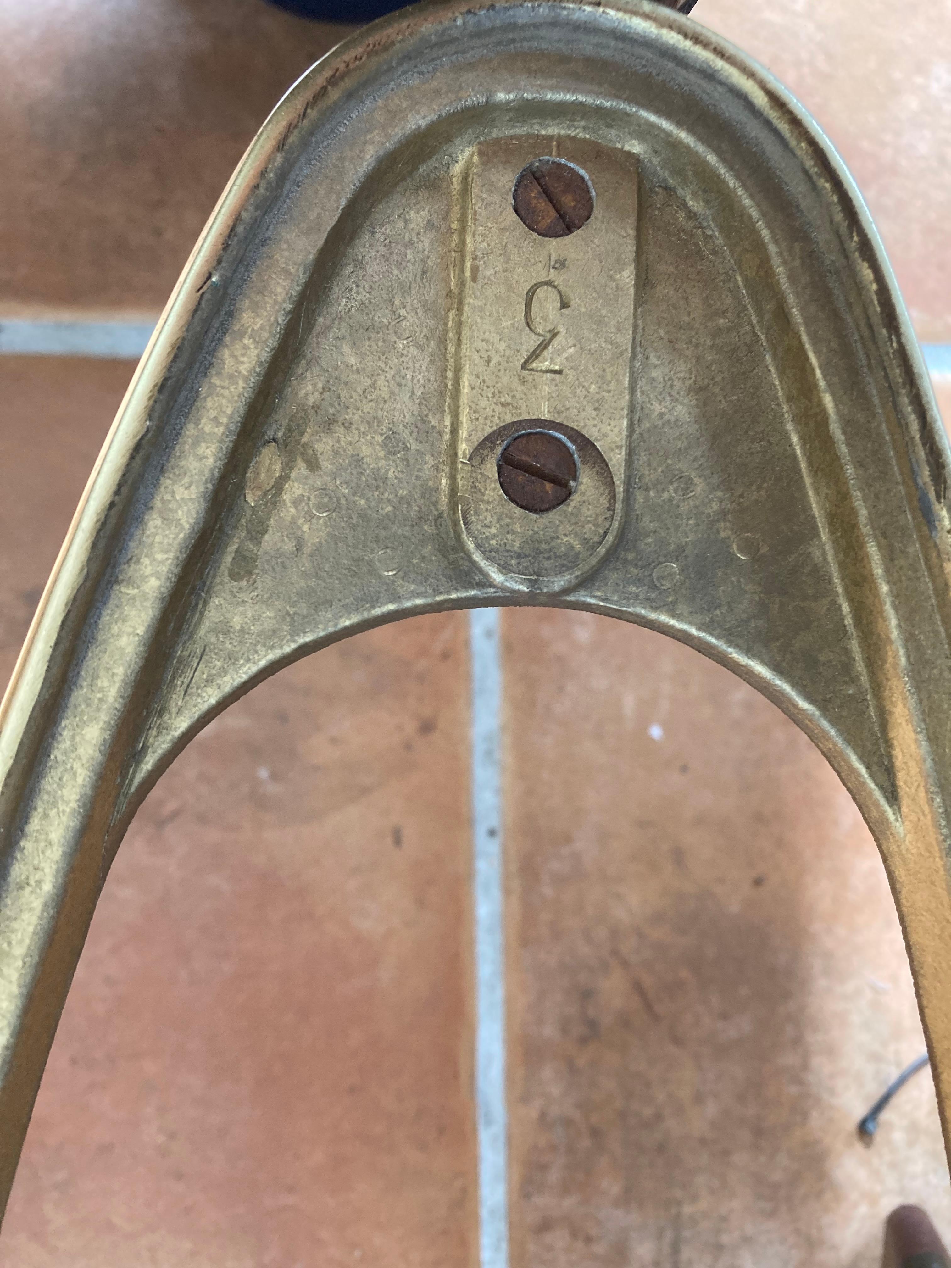 Mid Century Modernist Cocktail Table in the manner of Cesare Lacca. Italy 1950s For Sale 3