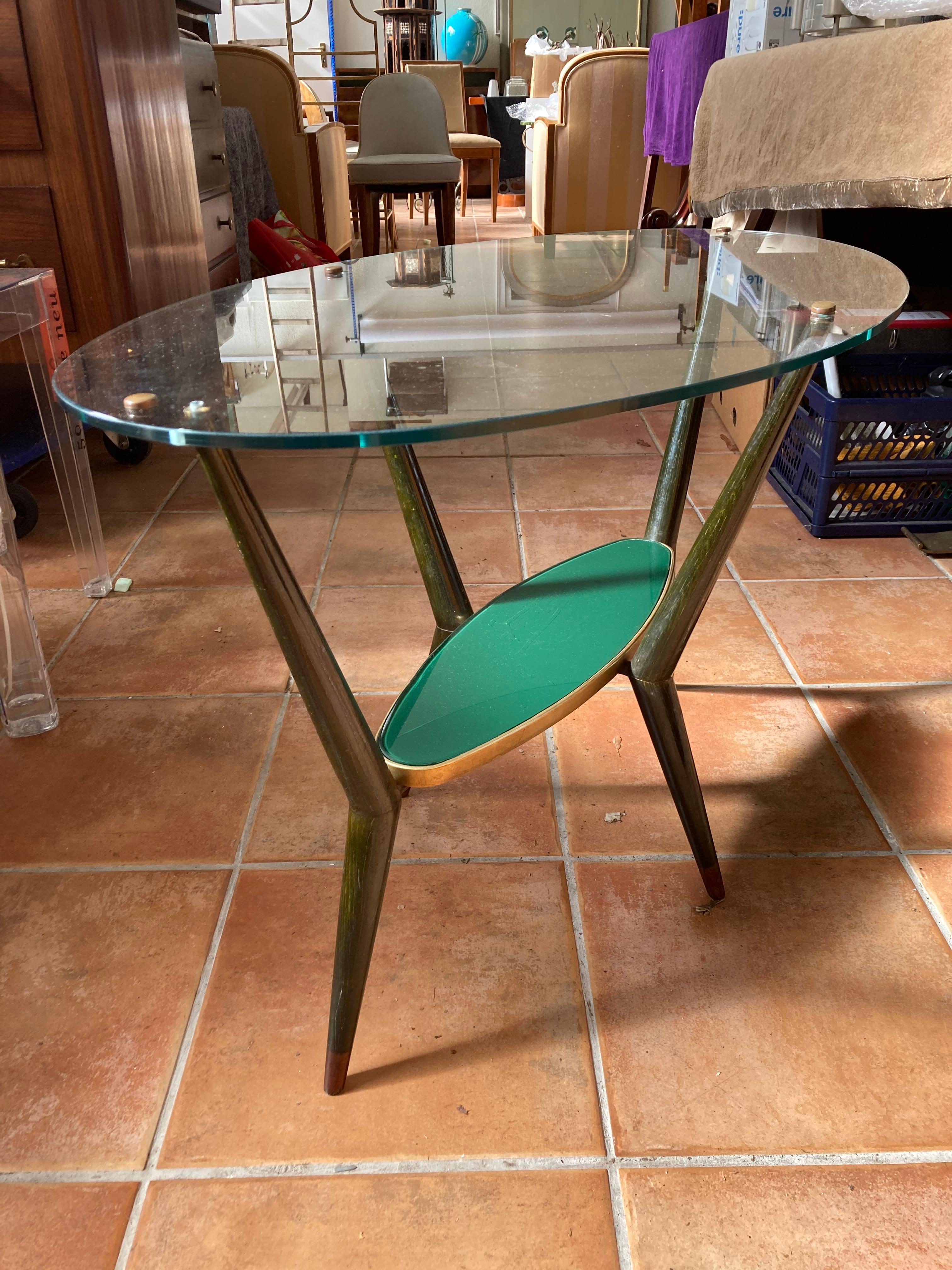 Italian Mid Century Modernist Cocktail Table in the manner of Gio Ponti. Italy 1950s For Sale