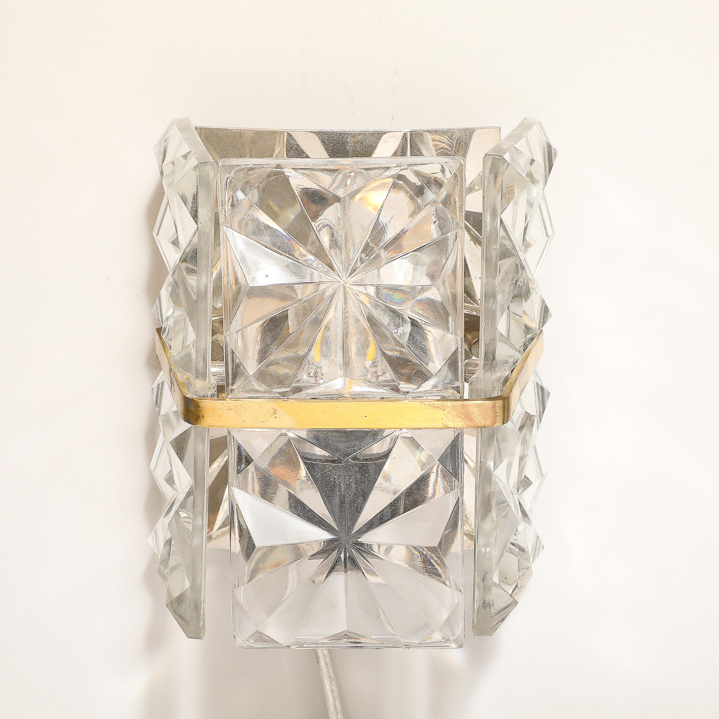 Lámpara de cristal tallado modernista de mediados de siglo con accesorios de latón by Kinkeldey en venta 2