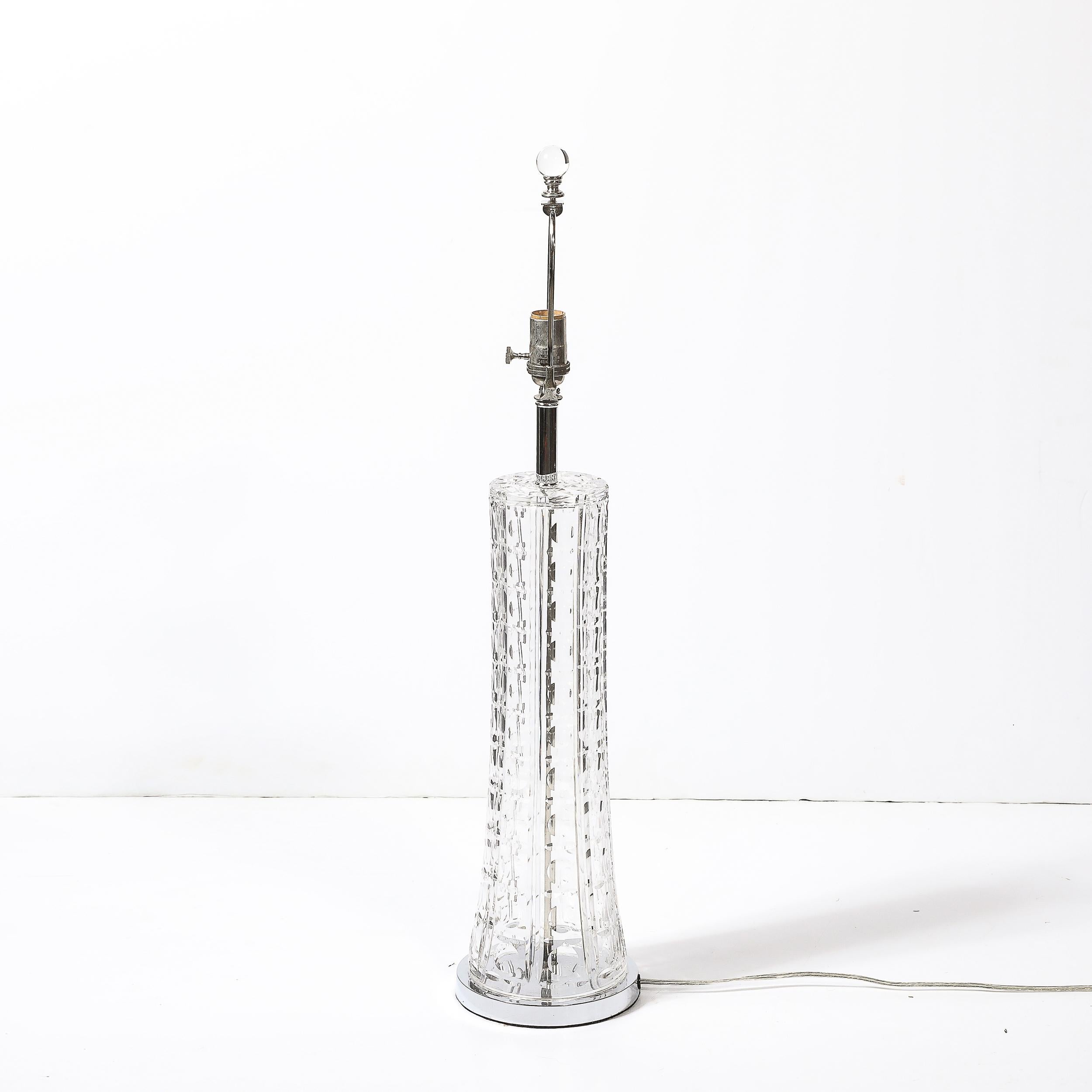 Lampe de table en cristal taillé sur socle chromé, moderniste du milieu du siècle dernier en vente 2
