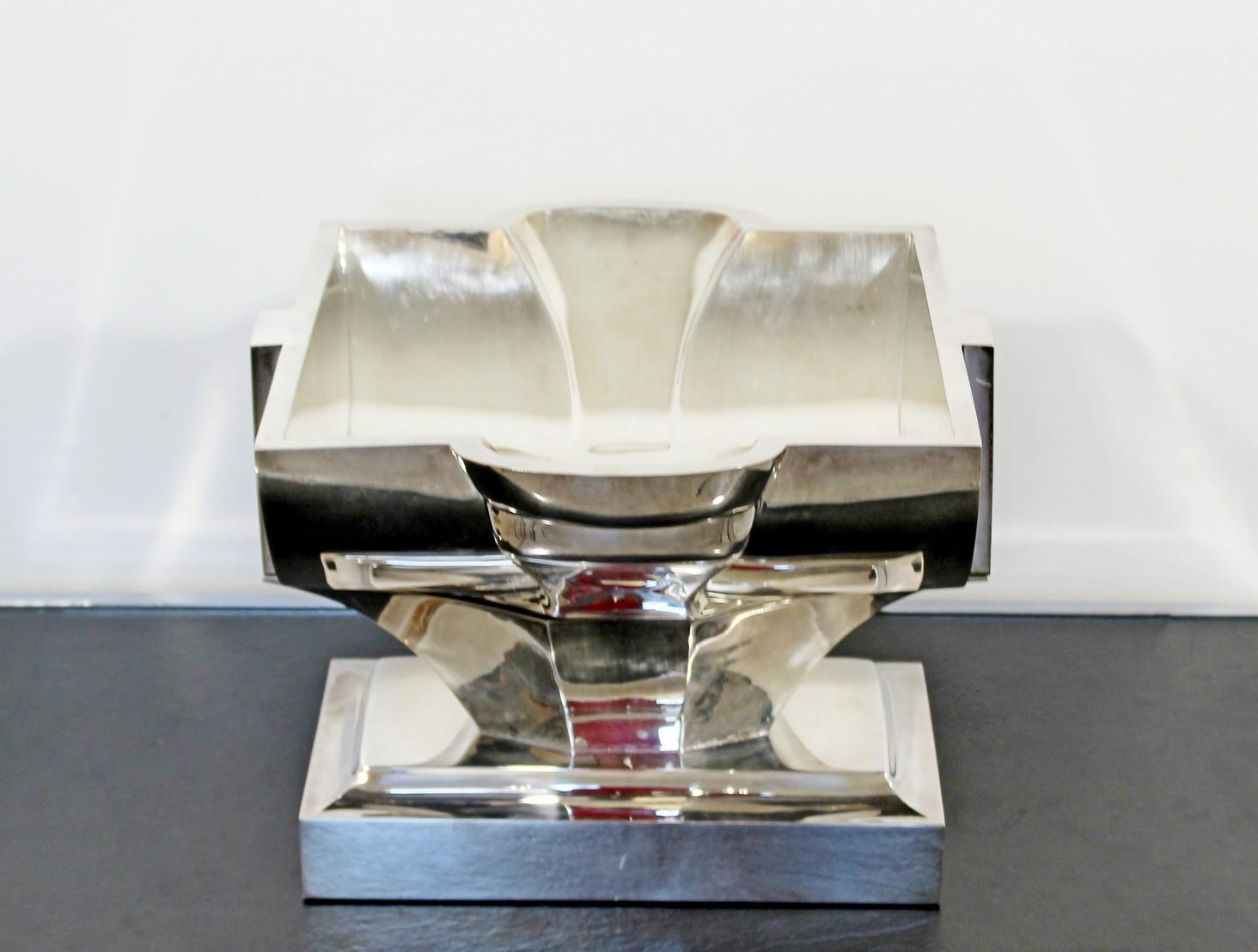 Mid Century Modernist Damian Garrido Sterling Silver Vessel Bowl Table Sculpture In Good Condition In Keego Harbor, MI
