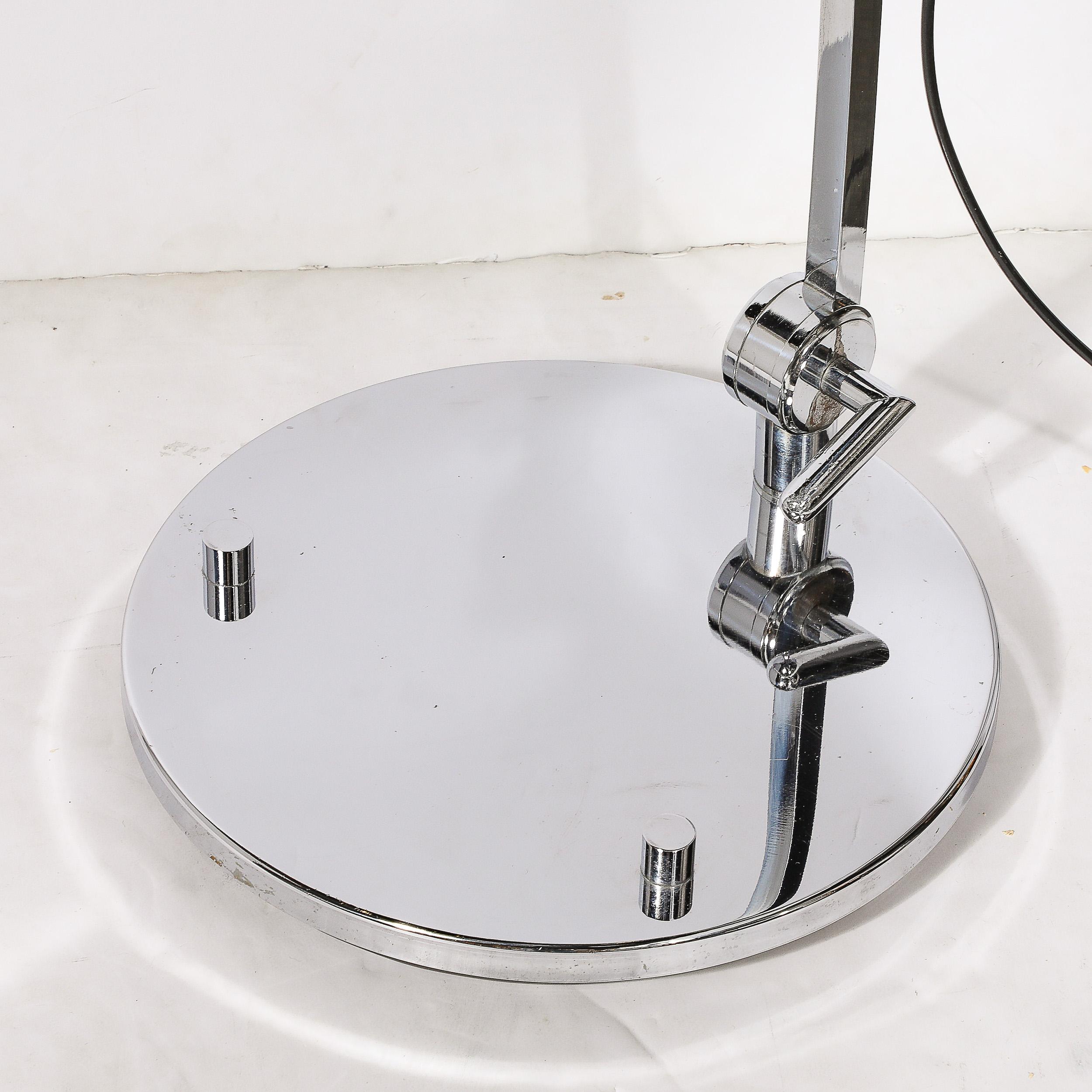 Ausziehbare Mid-Century-Modern-Stehlampe mit Bogen aus poliertem Chrom im Angebot 6