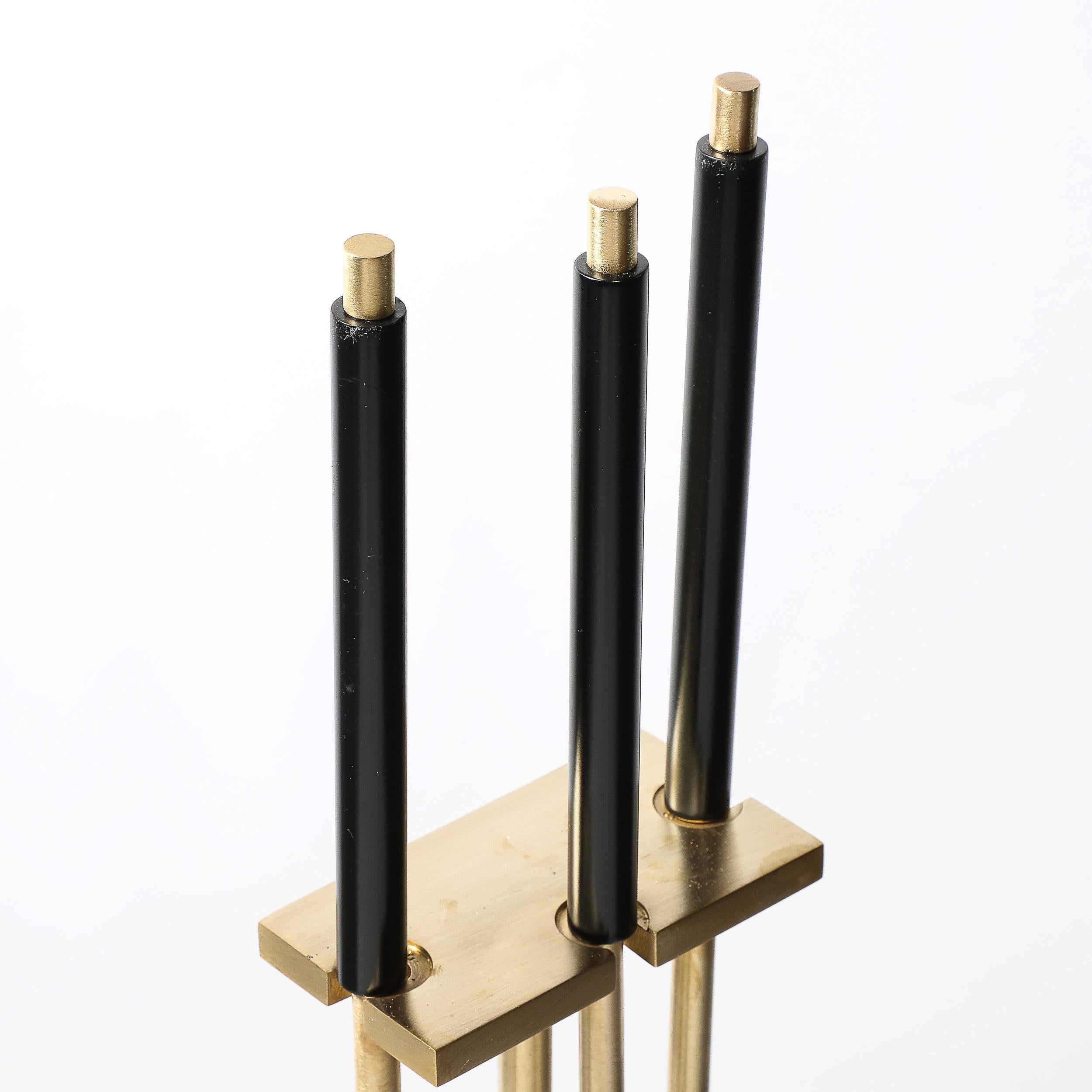Set di attrezzi da fuoco modernisti del metà secolo in ottone spazzolato e smalto nero in vendita 1