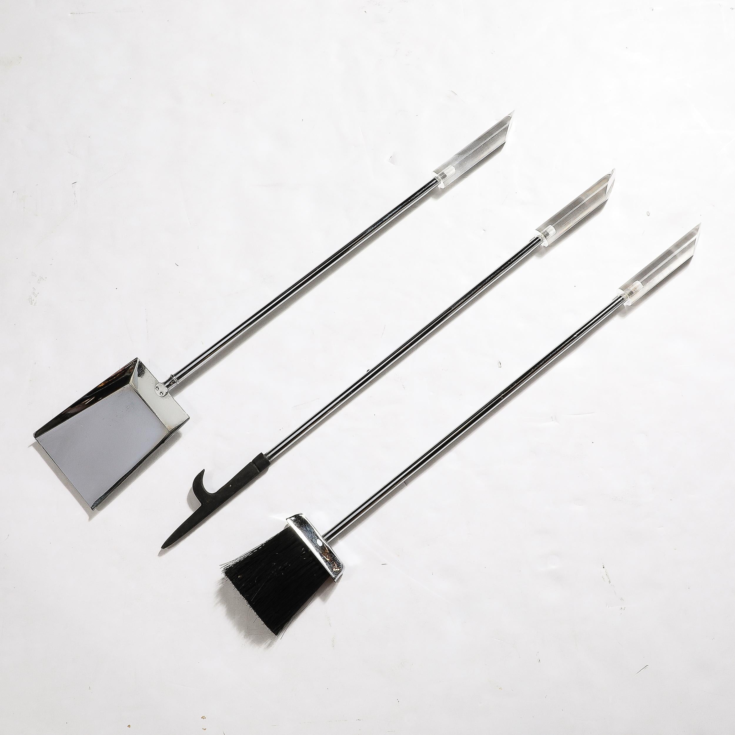 Ensemble d'outils de feu en Lucite et Chrome, moderniste du milieu du siècle en vente 5