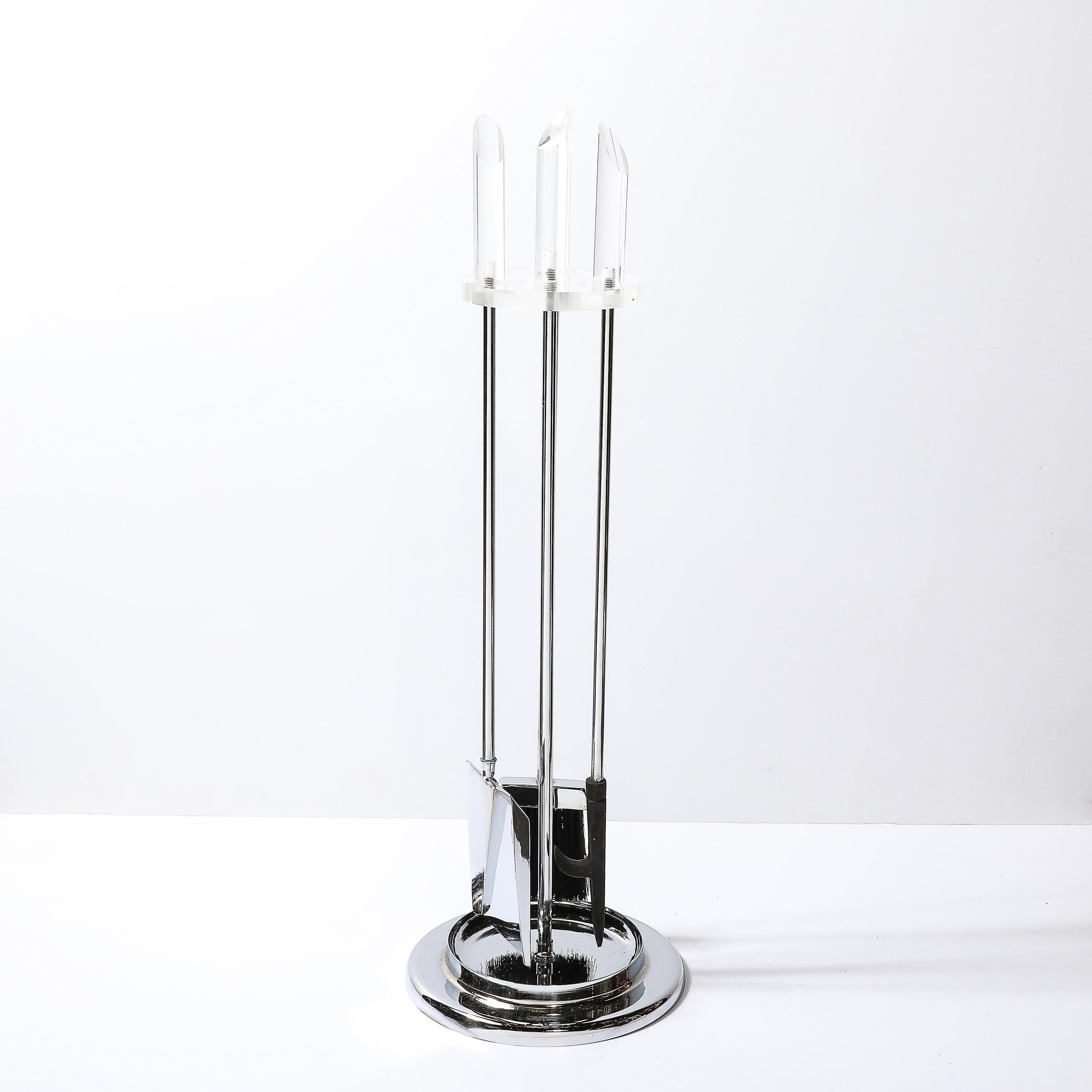 Ensemble d'outils de feu en Lucite et Chrome, moderniste du milieu du siècle en vente 1