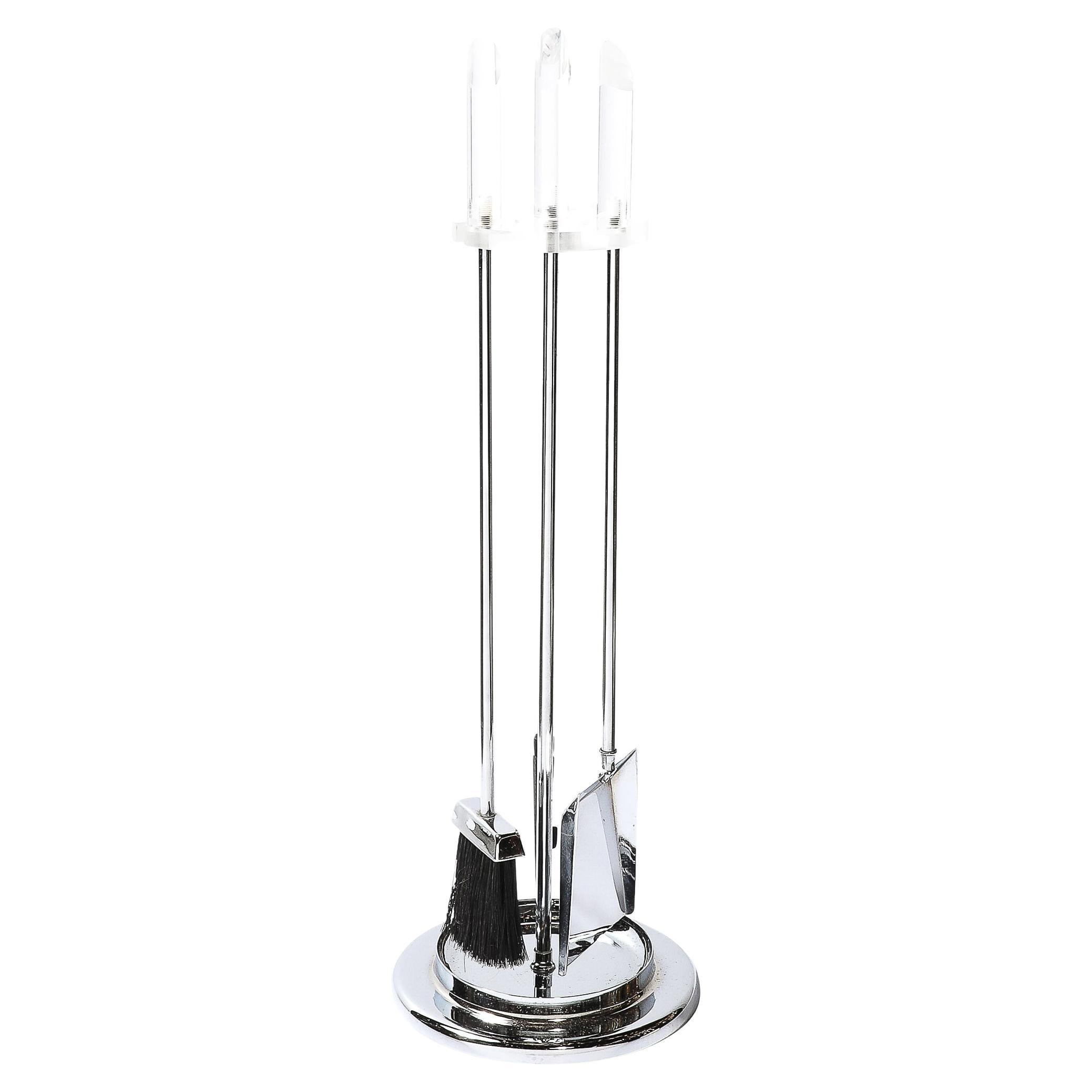 Ensemble d'outils de feu en Lucite et Chrome, moderniste du milieu du siècle