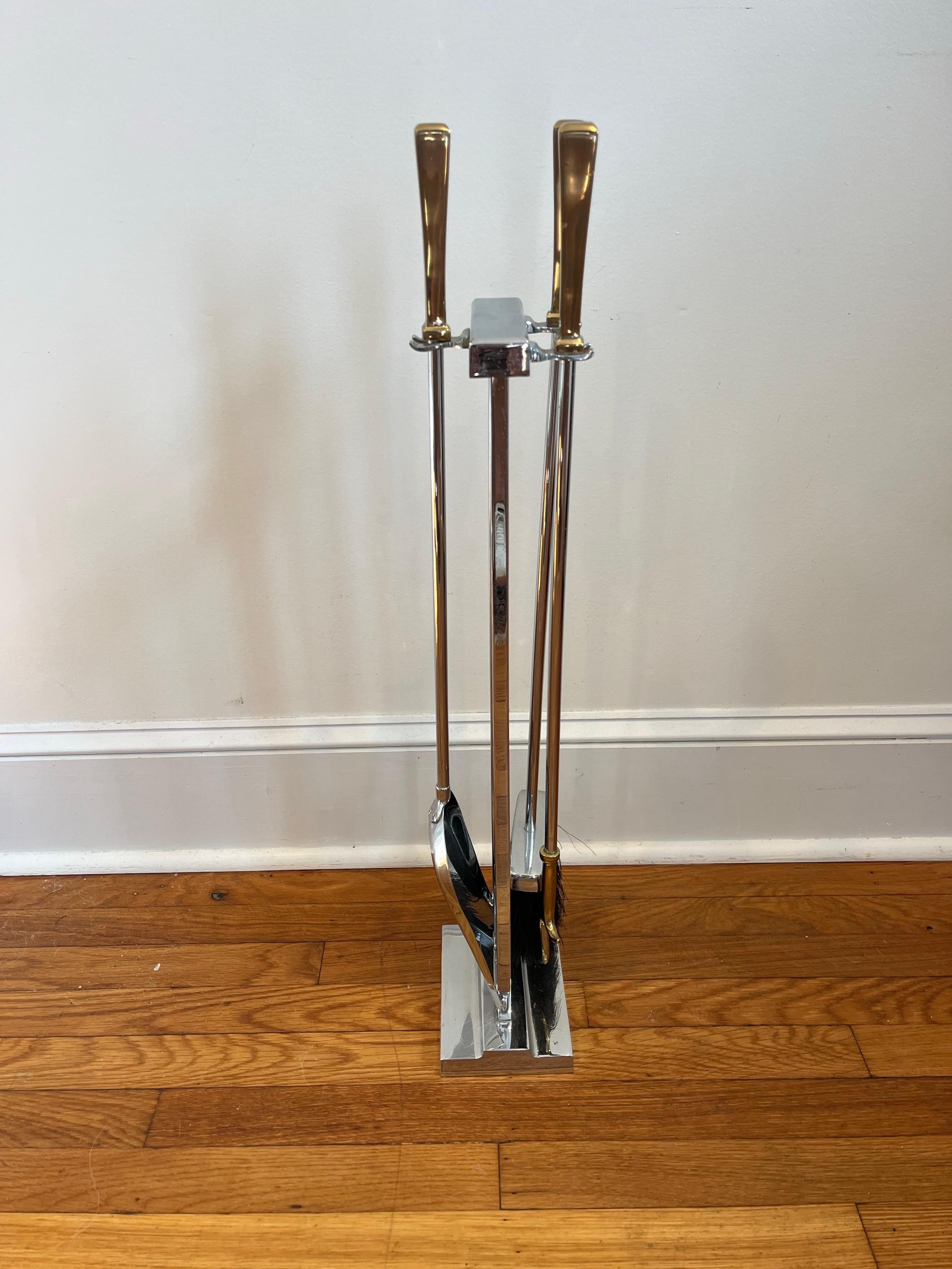 Mid Century Modernist Fireplace Tools In Good Condition For Sale In W Allenhurst, NJ