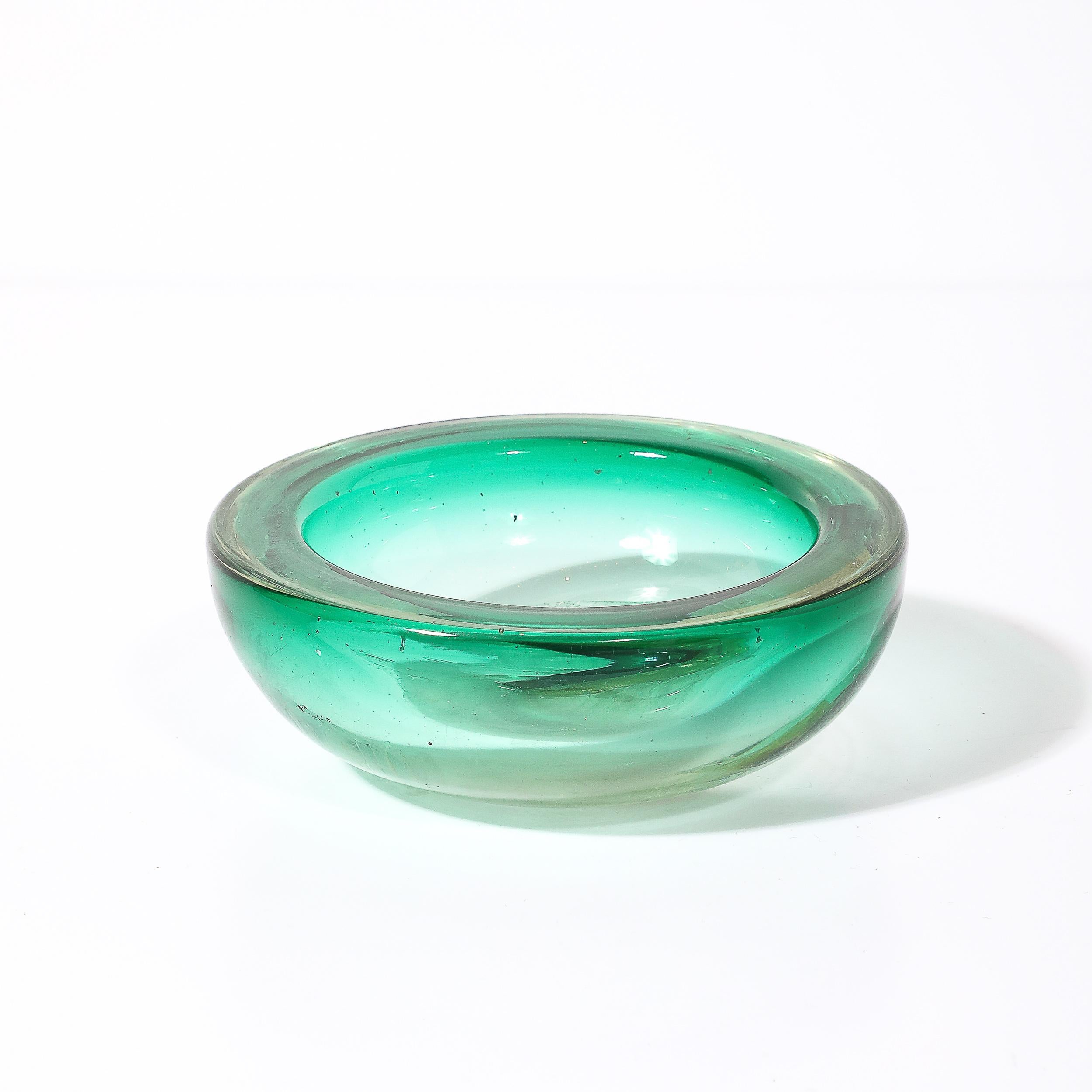 Mid-Century Modernist Fish Motif Hand-Blown Murano Glass Bowl by Alfredo Barbini For Sale 7