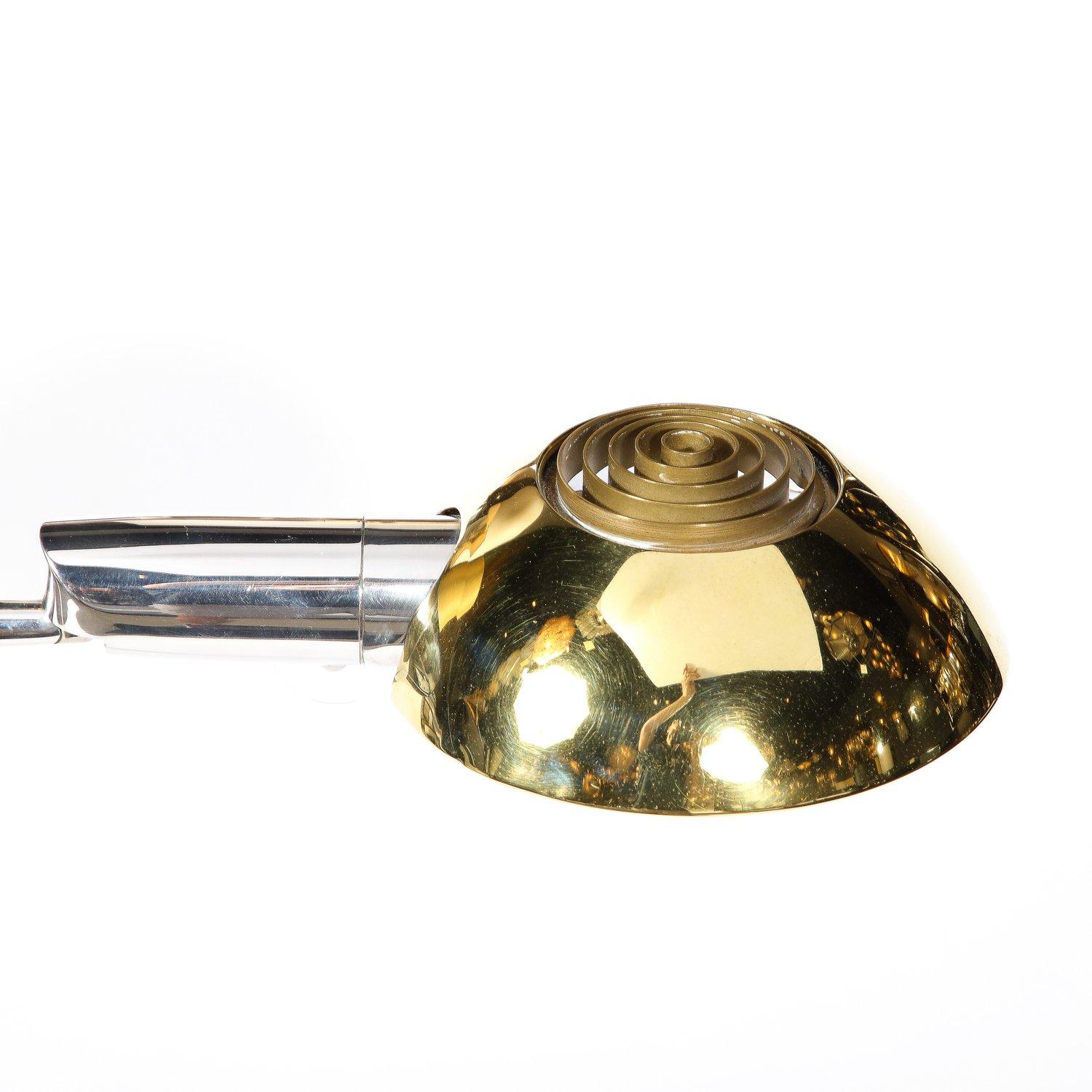 Lámpara de pie modernista de mediados de siglo en cromo y latón pulido by Cedric Hartman en Excelente estado para la venta en New York, NY