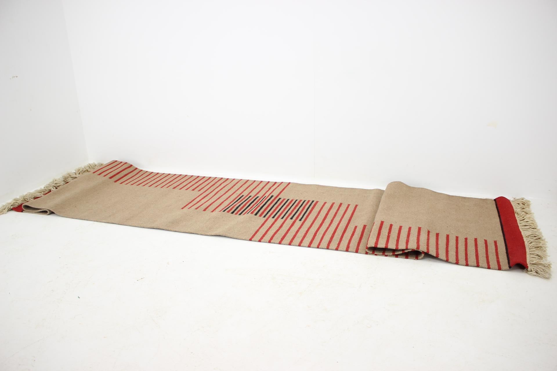 Midcentury Modernist Geometric Abstract Carpet / Rug, 1960s In Good Condition For Sale In Praha, CZ