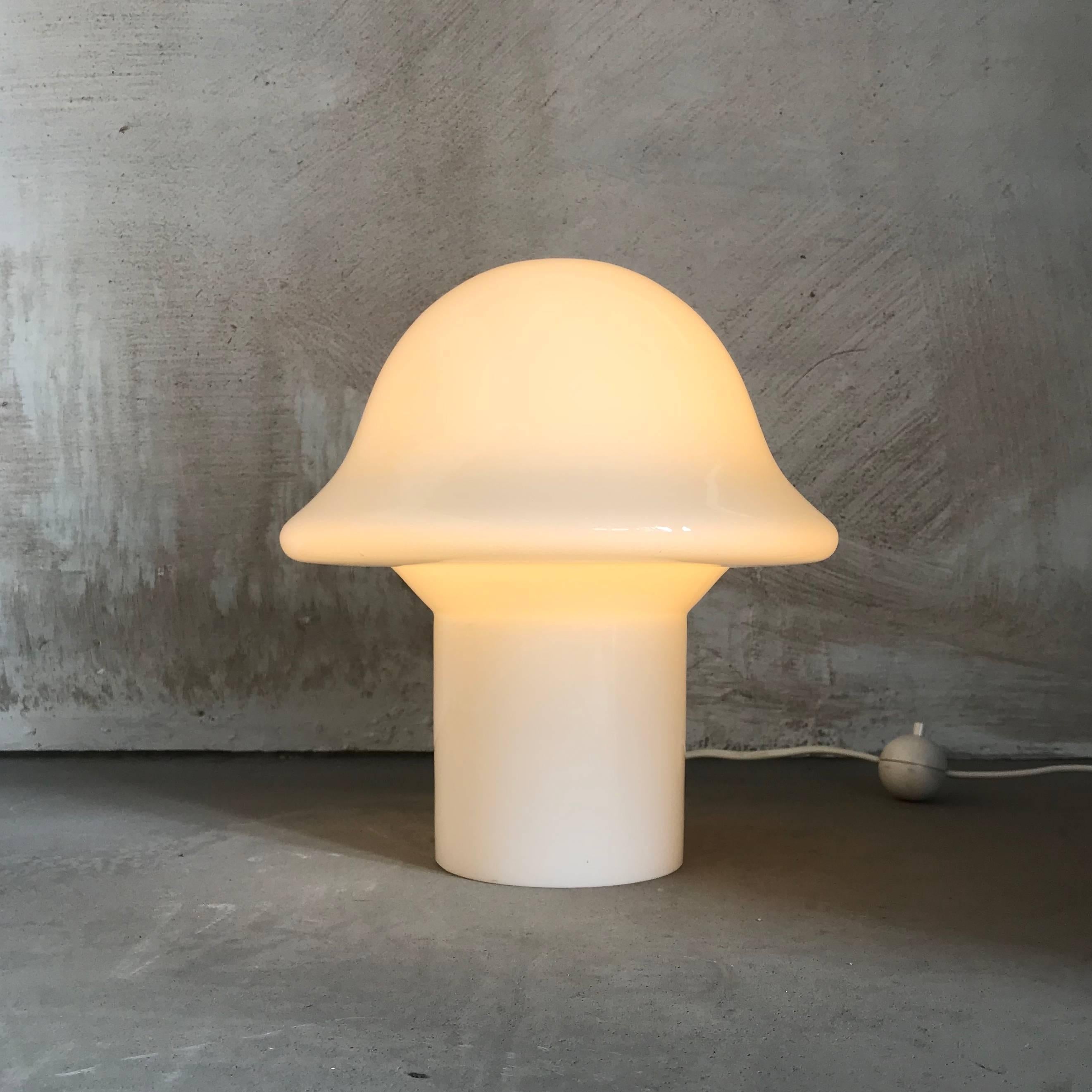 Mid-Century Modernist German Mushroom Table Lamp by Peill & Putzler, 1970s In Excellent Condition In Enschede, NL