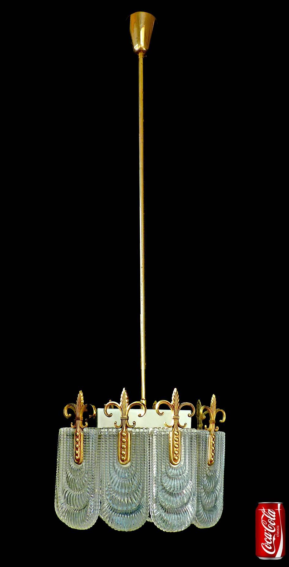 Modernistischer Kronleuchter aus vergoldeter Bronze und Muranoglas von Kaiser Leuchten aus der Mitte des Jahrhunderts (20. Jahrhundert) im Angebot