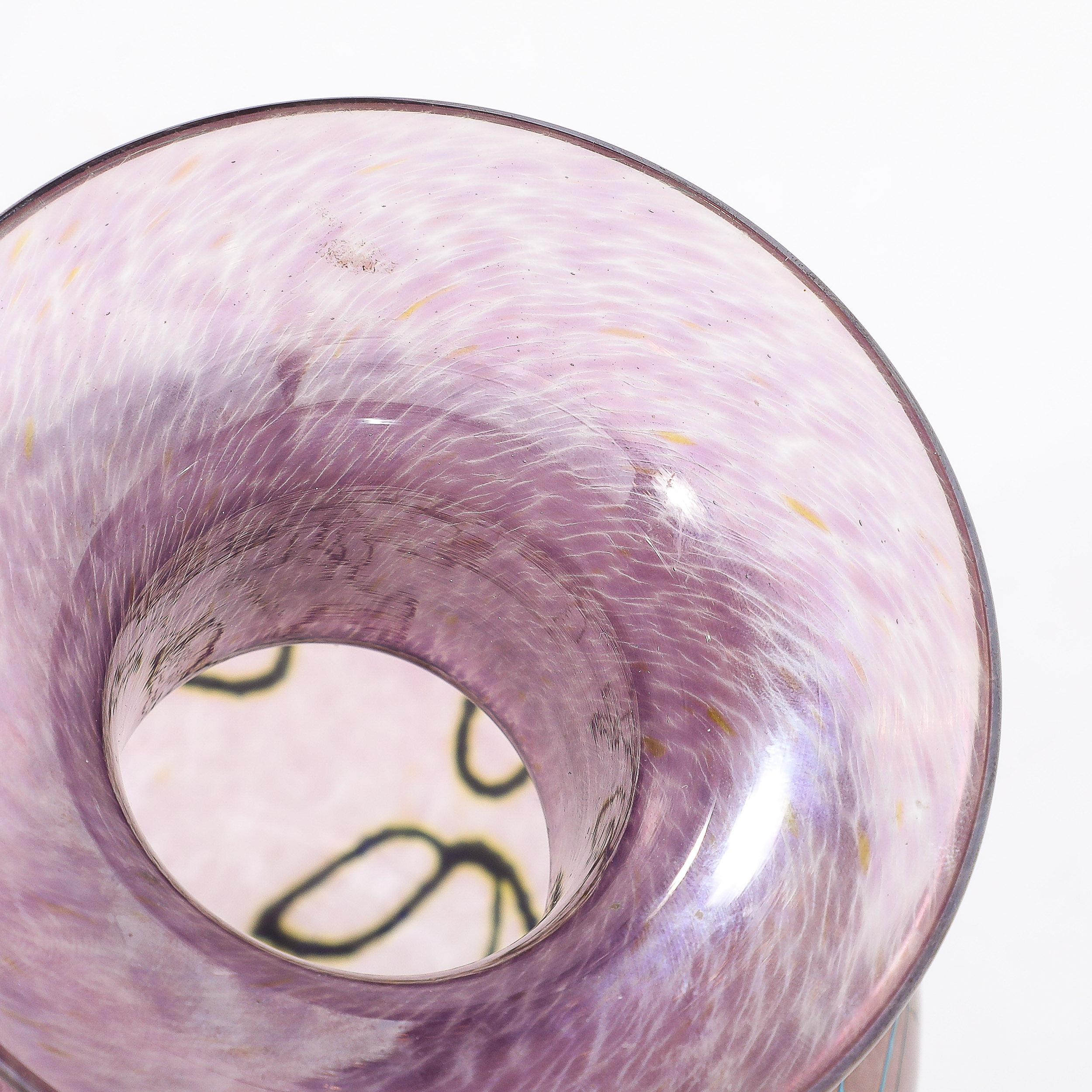 Vaso in vetro artistico soffiato a mano modernista di metà secolo firmato Robert Held in vendita 7