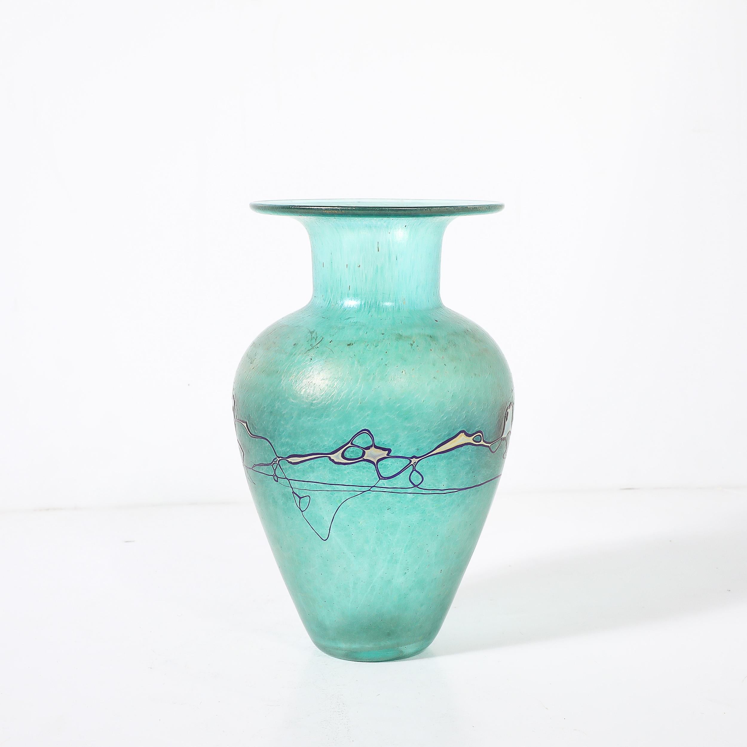 XX secolo Vaso in vetro artistico soffiato a mano modernista di metà secolo firmato Robert Held in vendita